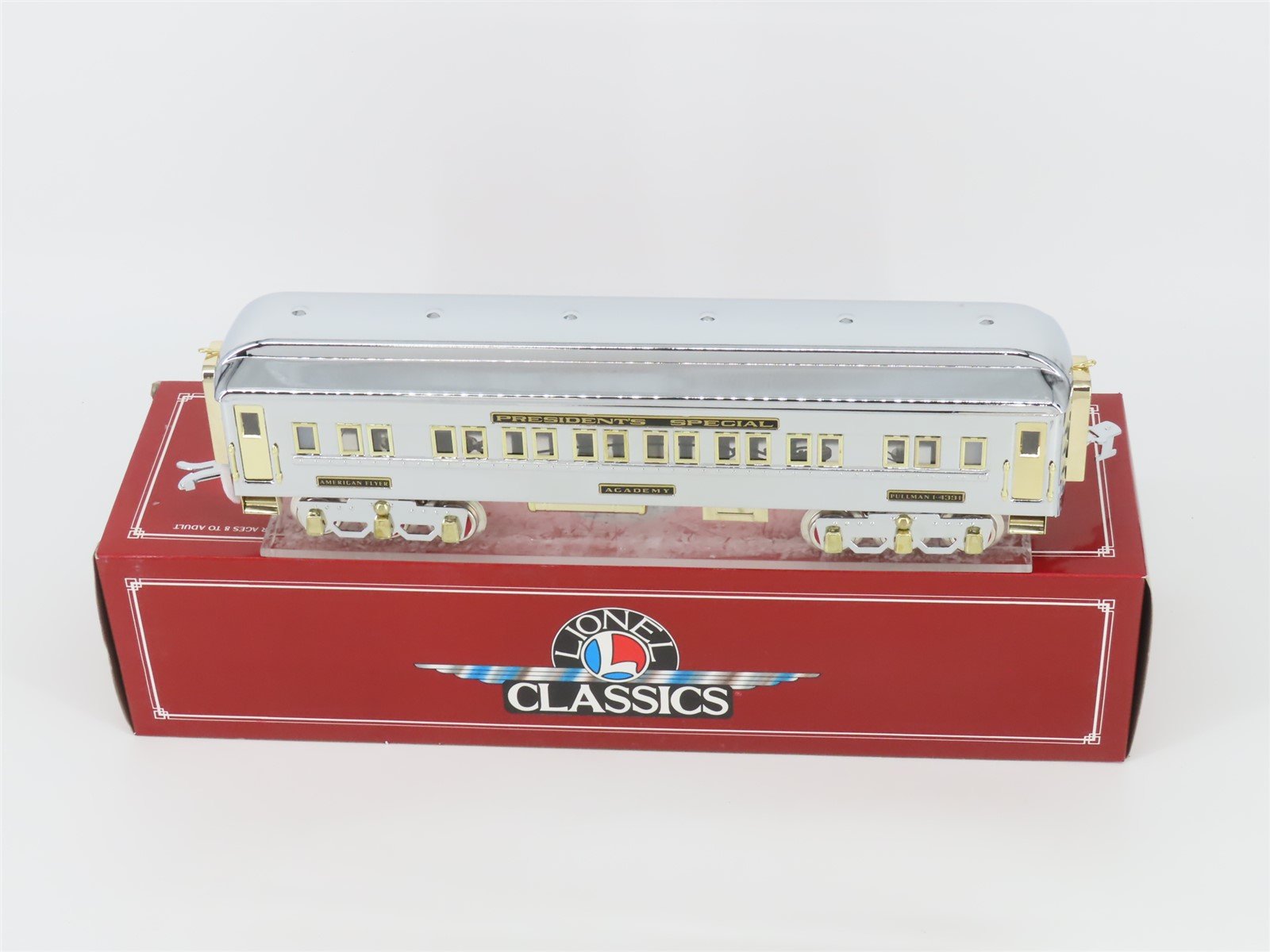 Standard Gauge Lionel 6-13426 I4391 Presidential Special Coach Passenger Academy