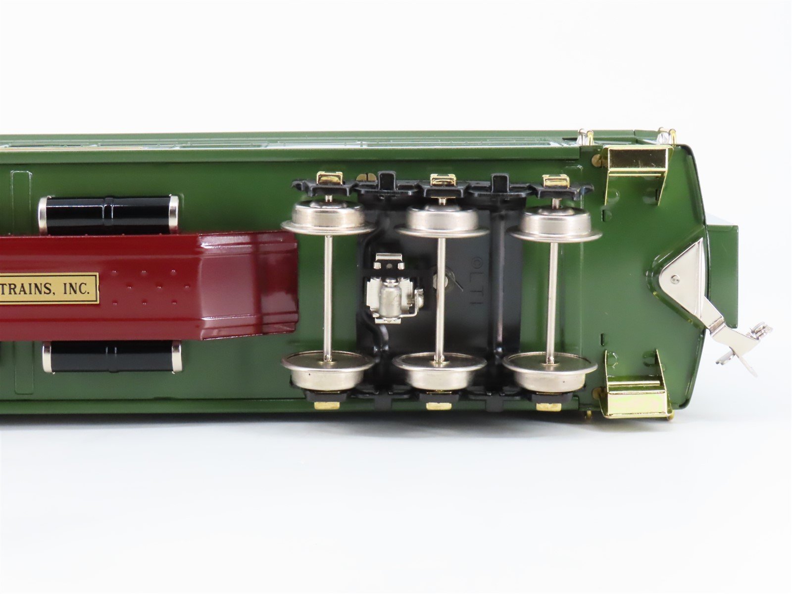 Standard Gauge Lionel 6-13407 Lionel Lines Coach Passenger Car #1414 