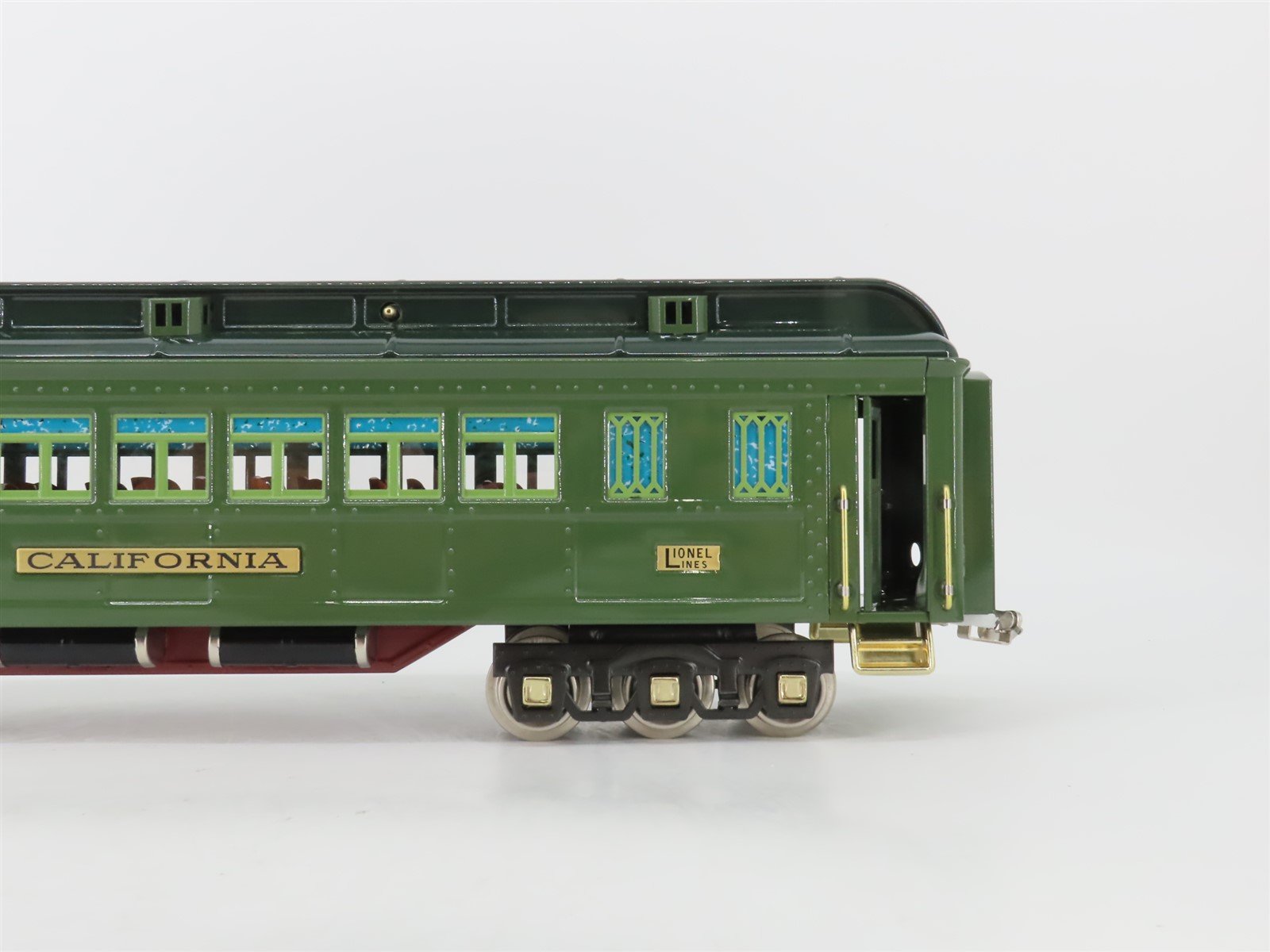 Standard Gauge Lionel 6-13404 California Coach Passenger Car #1412
