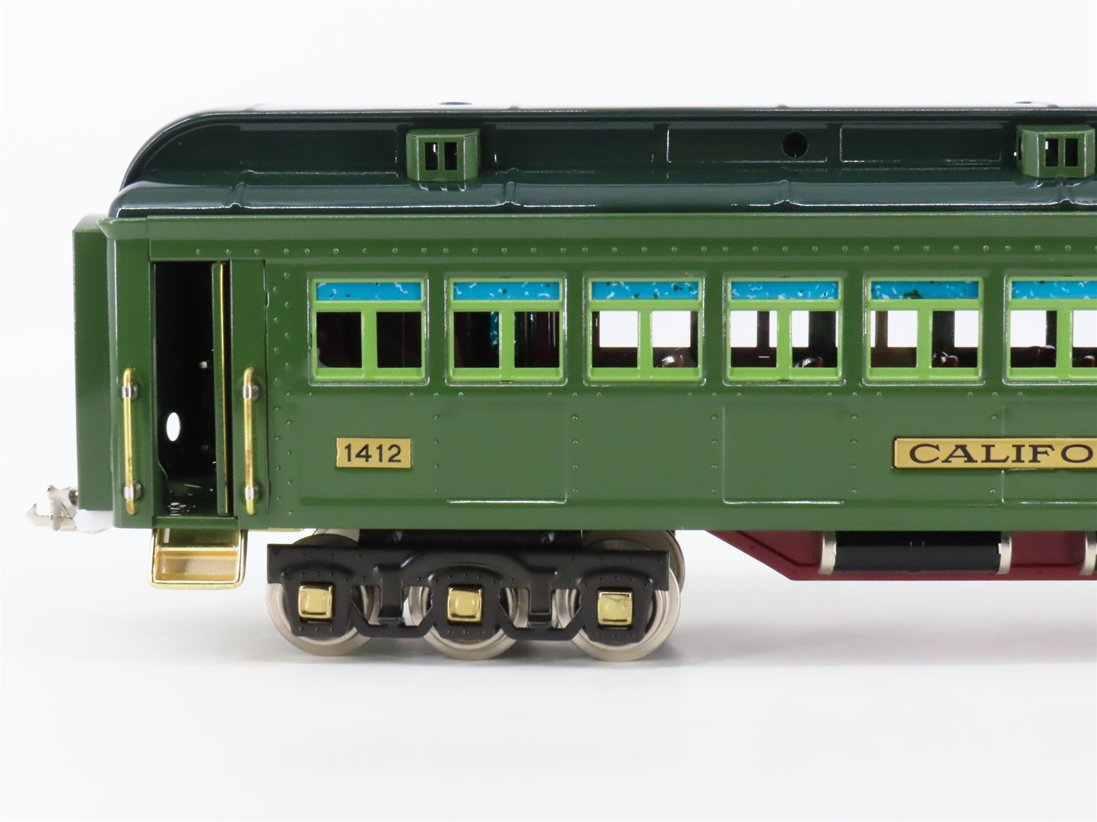Standard Gauge Lionel Classic Metal Coach/Observation Passenger 3-Car Set