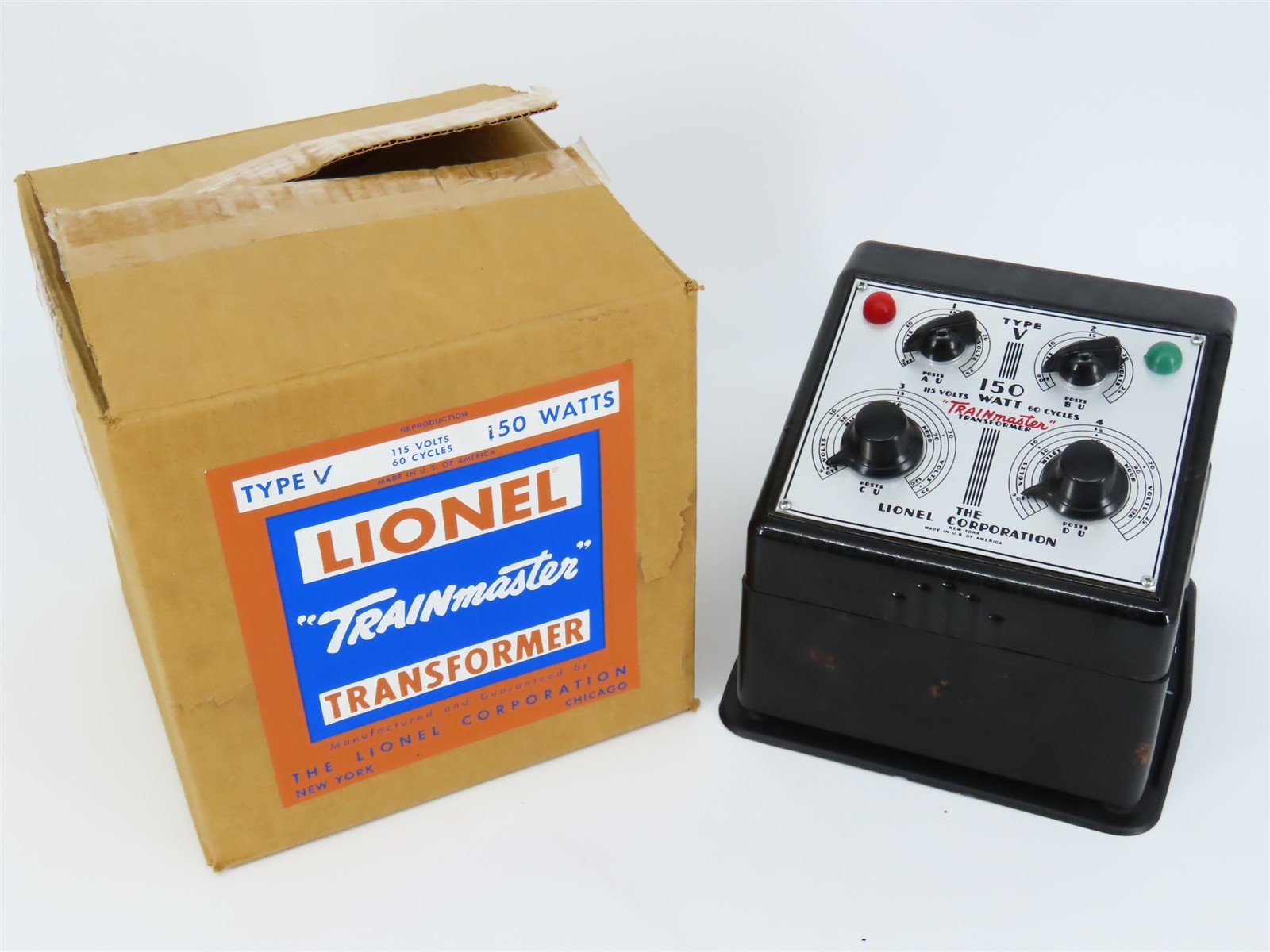 Lionel Type V "Trainmaster" 150 Watt 115 Volt Transformer