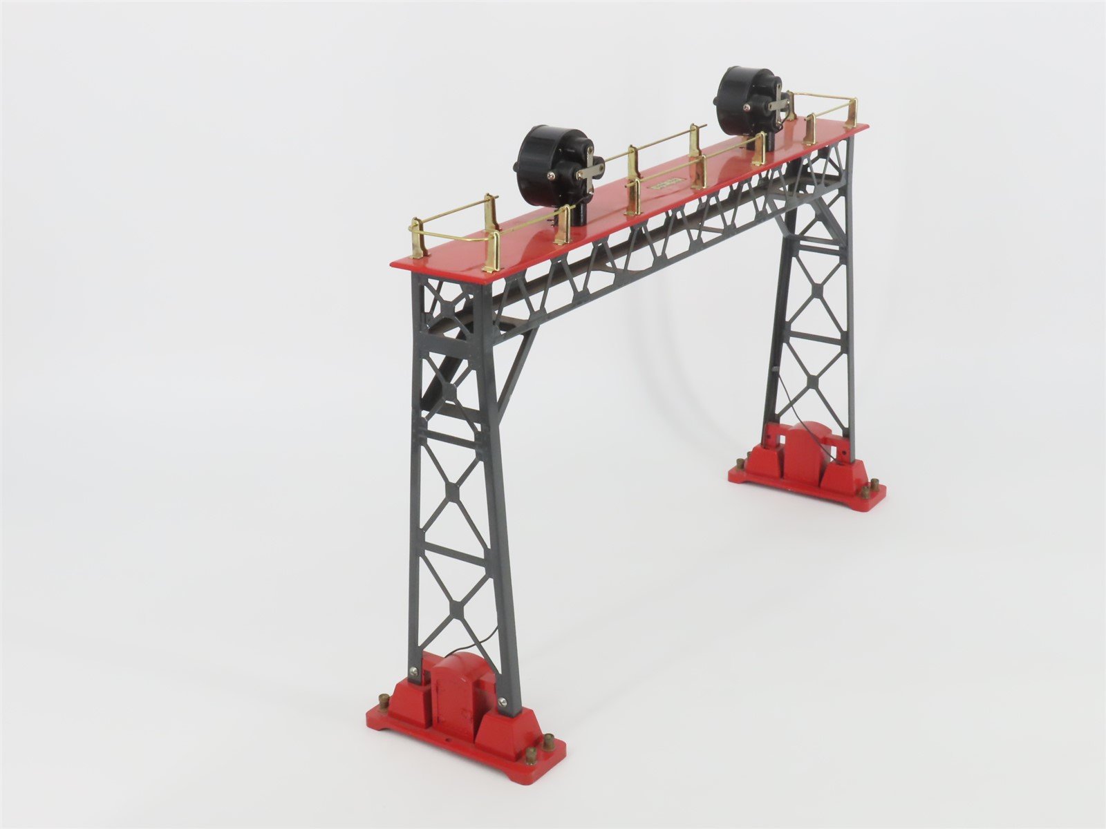 Standard Gauge Lionel 6-51900 4400N Signal Bridge & 4400C Control Panel