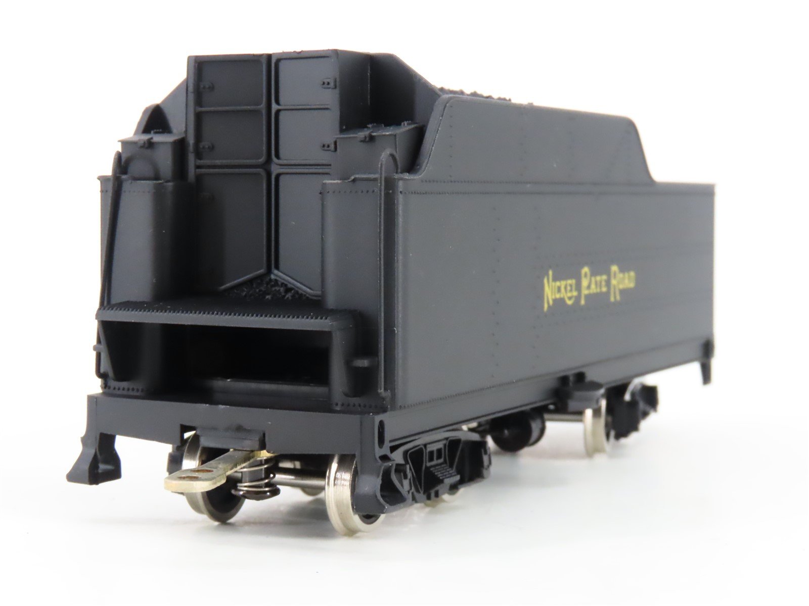 HO Athearn Genesis G9006 NKP Nickel Plate Road 2-8-2 Light Steam #586 -DCC Ready