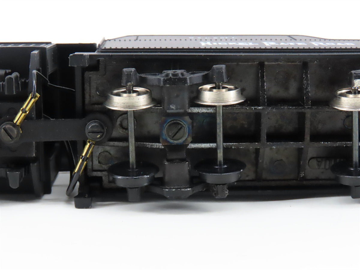 HO Scale Mantua 380-070 NKP Nickel Plate Road 0-8-0 Steam Switcher #220