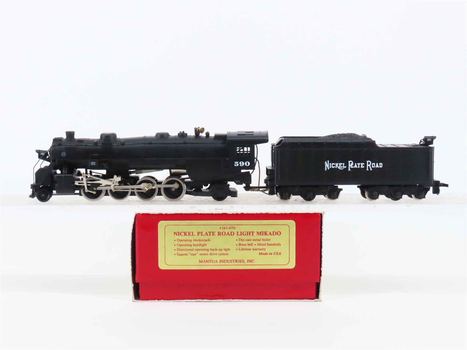 HO Scale Mantua 383-070 NKP Nickel Plate Road 2-8-2 Light Mikado Steam #590