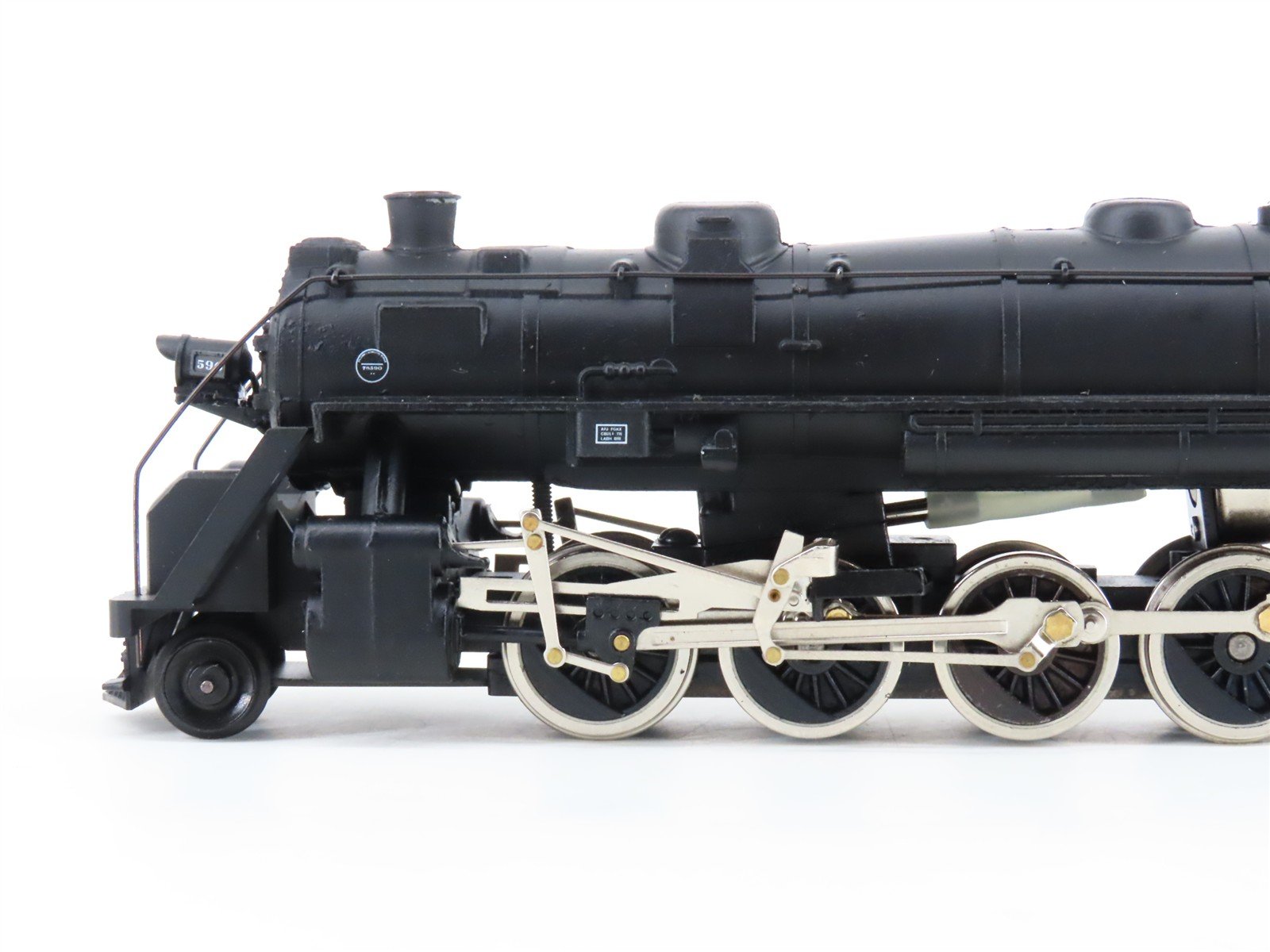 HO Scale Mantua 383-070 NKP Nickel Plate Road 2-8-2 Light Mikado Steam #590