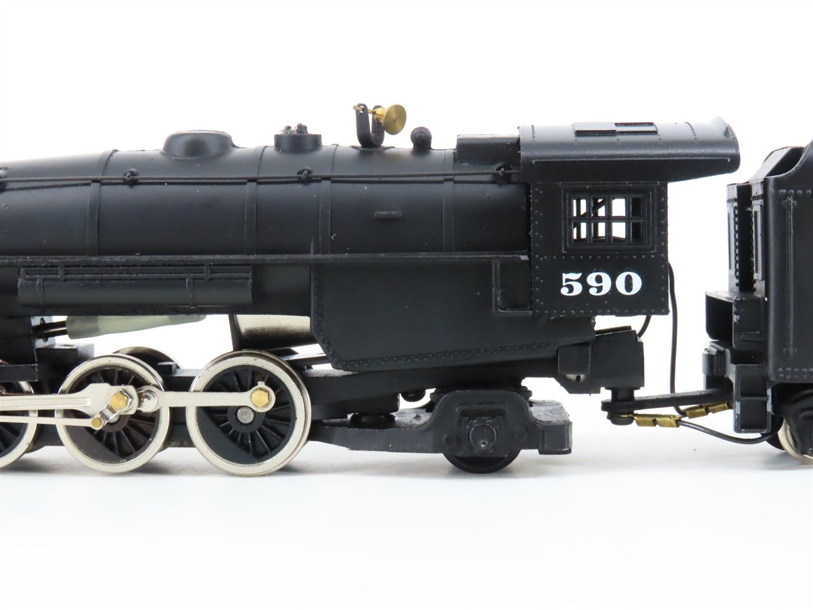HO Scale Mantua 383-070 NKP Nickel Plate Road 2-8-2 Light Mikado Steam #590