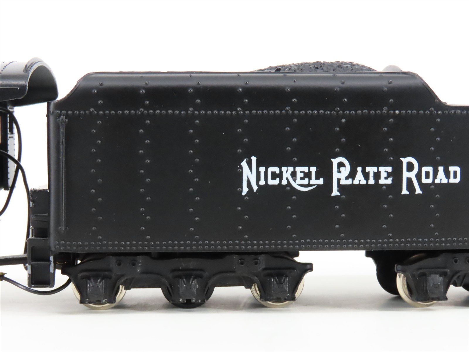 HO Scale Mantua 383-070 NKP Nickel Plate Road 2-8-2 Light Mikado Steam #590