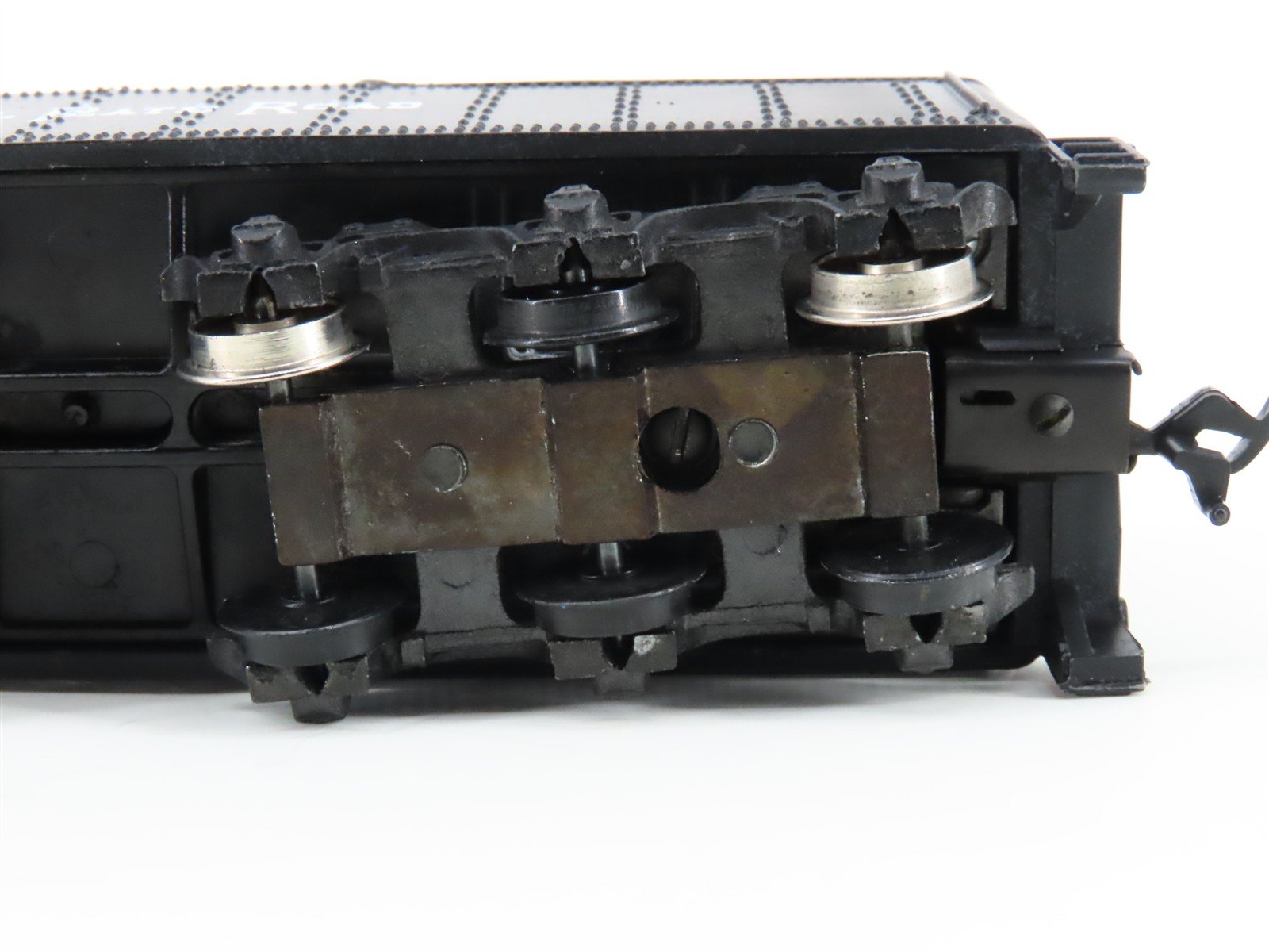 HO Scale Mantua 383-070 NKP Nickel Plate Road 2-8-2 Light Mikado Steam #590