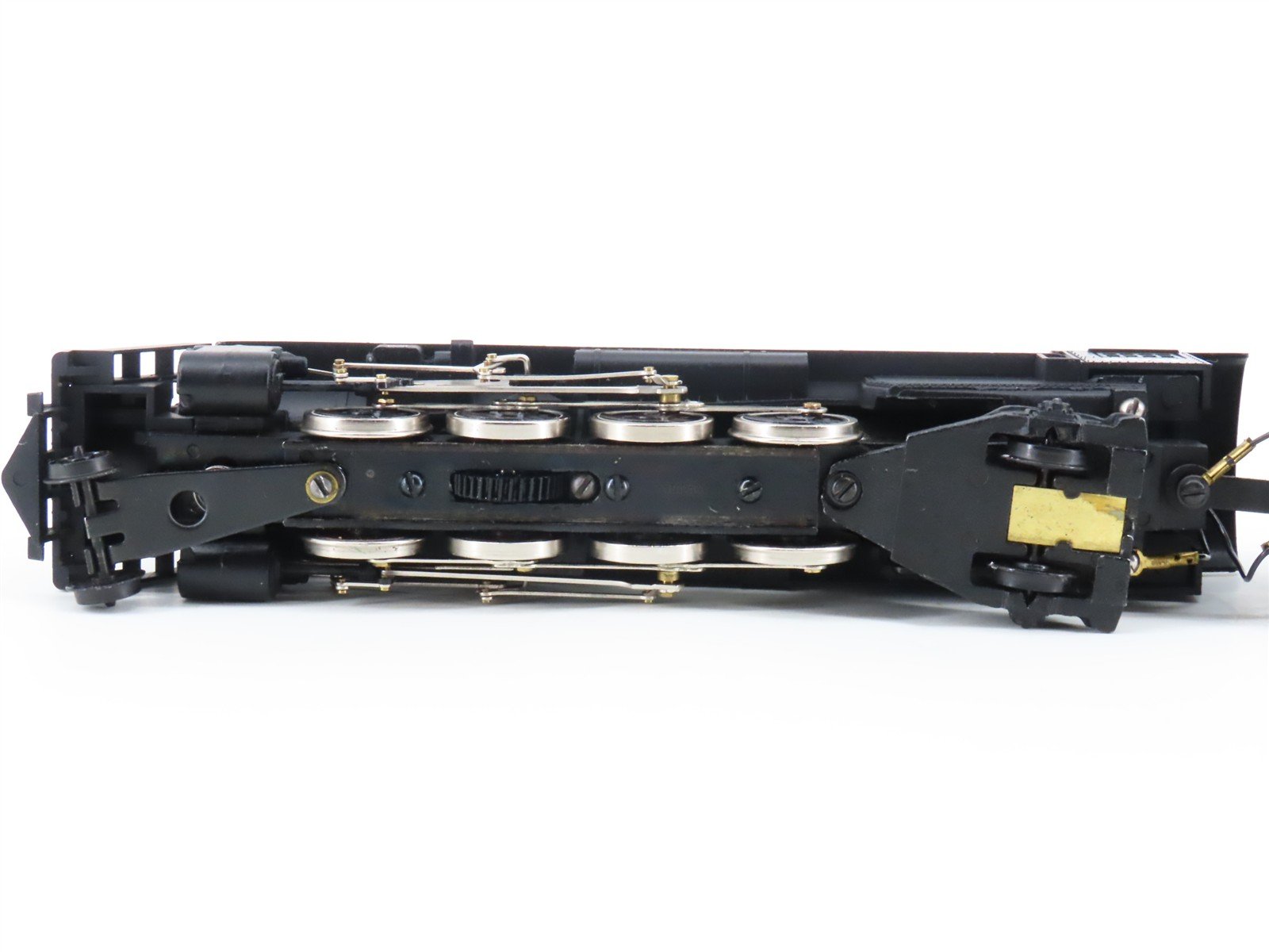 HO Scale Mantua 383-070 NKP Nickel Plate Road 2-8-2 Light Mikado Steam #590