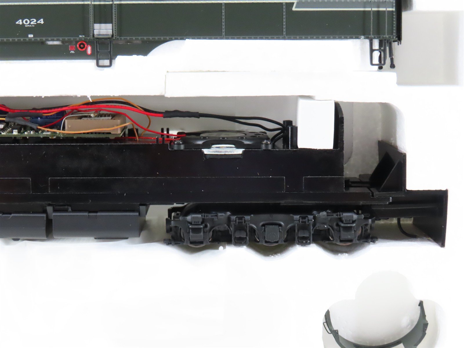 HO Proto 2000 920-40993 NYC New York Central EMD E7A Diesel #4024 w/ DCC & Sound