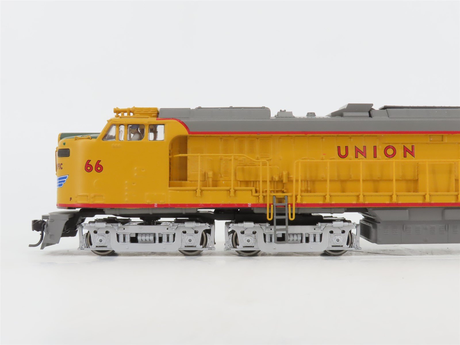 HO Scale Lionel 6-58104 UP Union Pacific Veranda Gas Turbine #66 w/ DCC & Sound
