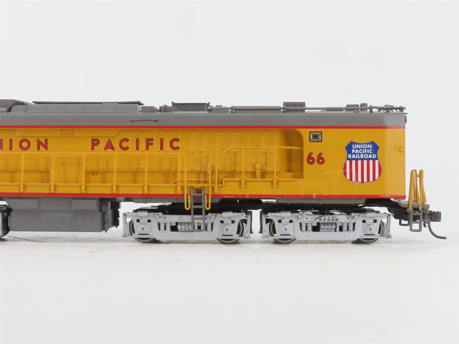 HO Scale Lionel 6-58104 UP Union Pacific Veranda Gas Turbine #66 w/ DCC & Sound