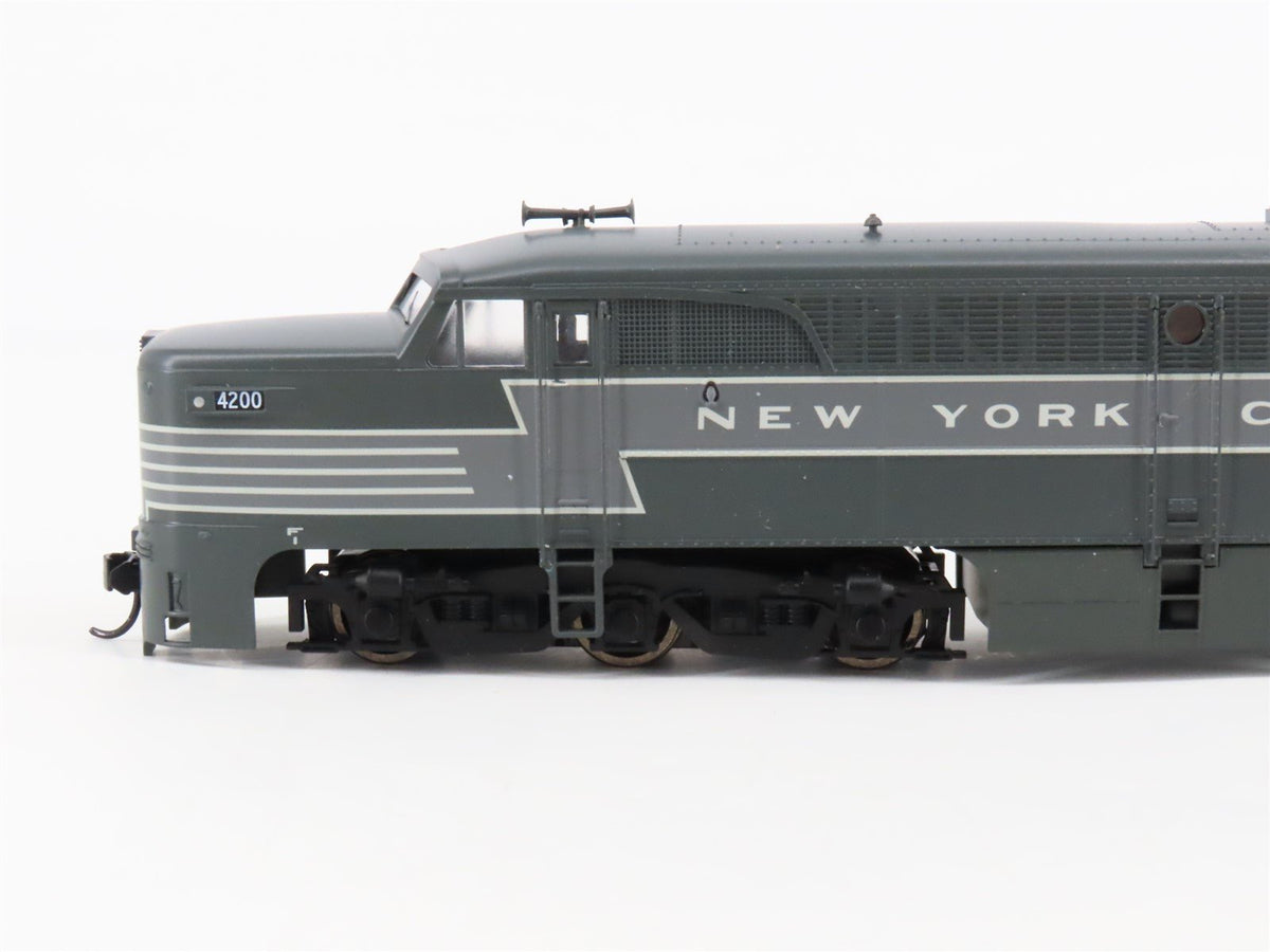 HO Scale Walthers Mainline 910-20087 NYC ALCO PA/PB Diesel Set w/DCC &amp; Sound