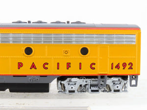 HO Scale Bachmann Plus 31206 UP Union Pacific EMD F7B Diesel Locomotive #1492