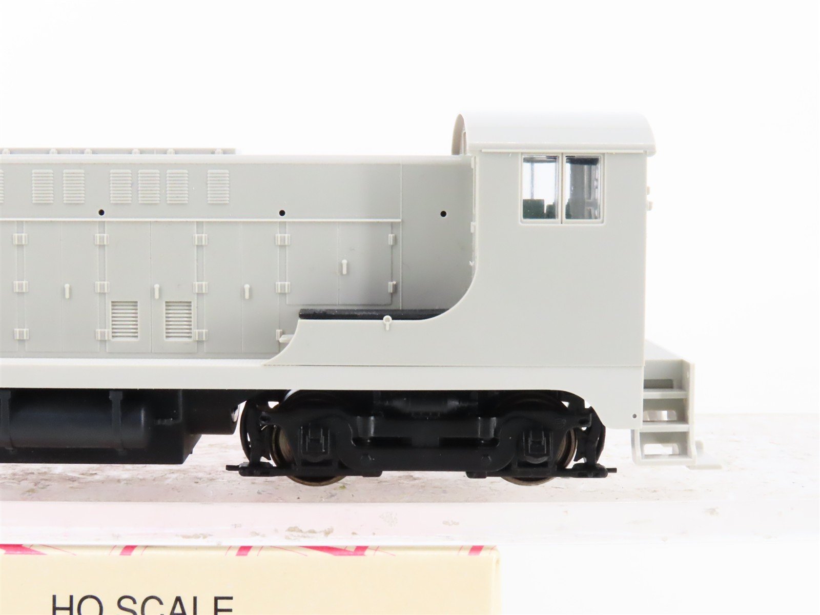 HO Scale Stewart 4700 Undecorated Baldwin VO-1000 Diesel - DCC Ready