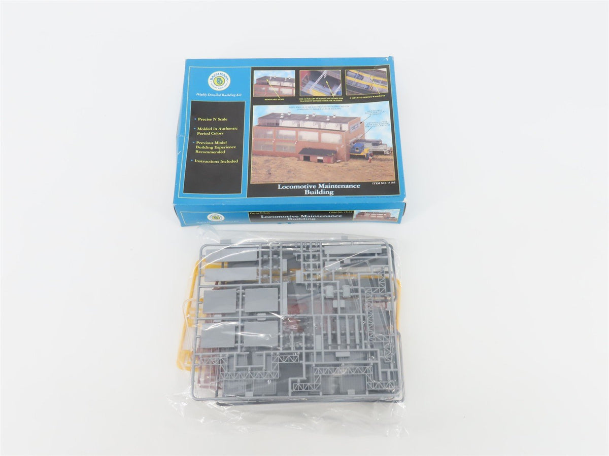 N 1/160 Scale Bachmann Kit #15163 Locomotive Maintenance Building