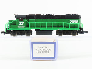 N Scale Life-Like 7841 BN Burlington Northern EMD GP38 Diesel Locomotive #2098