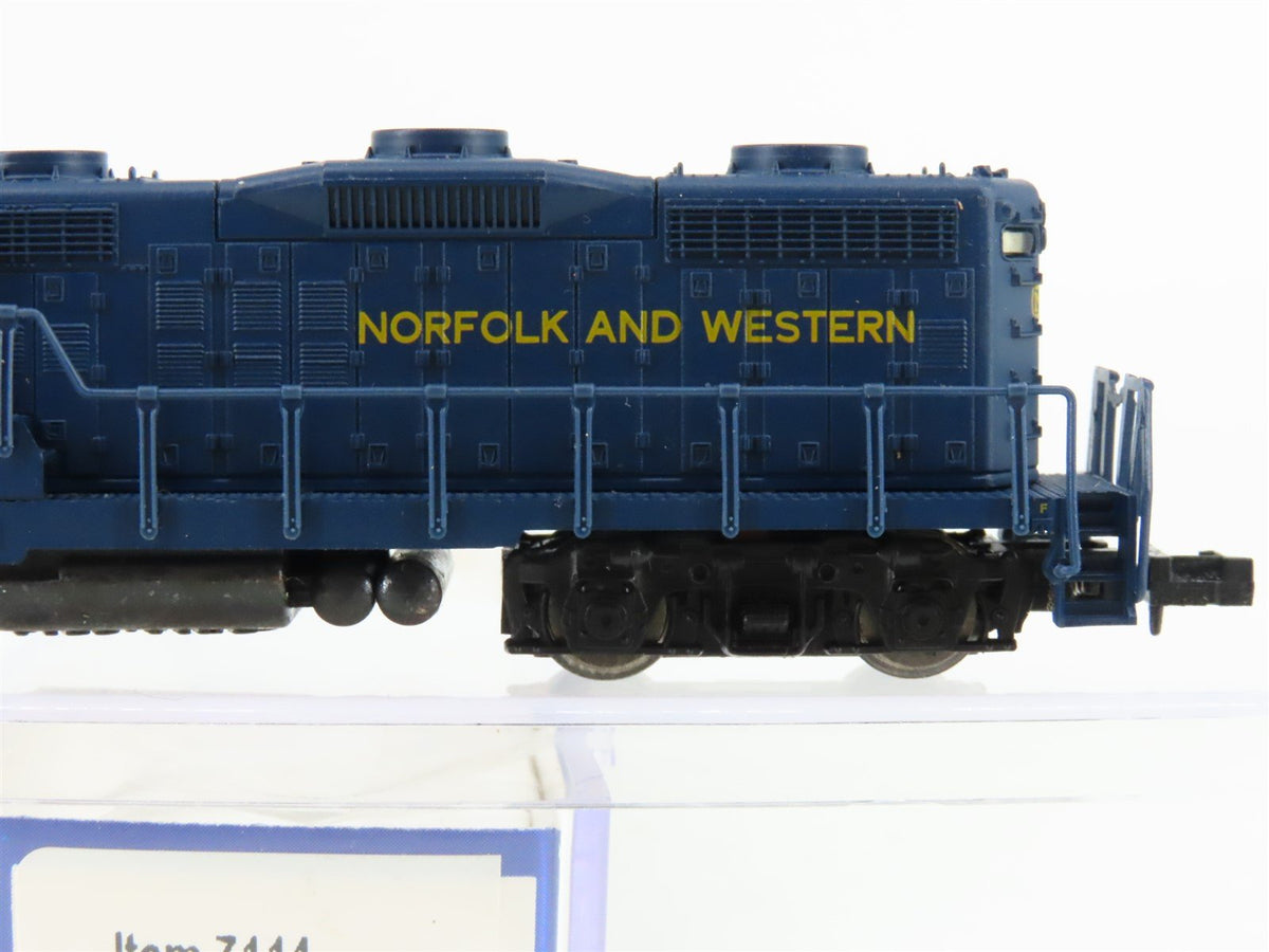 N Scale Life-Like 7114 N&amp;W Norfolk &amp; Western EMD GP18 High Nose Diesel #920