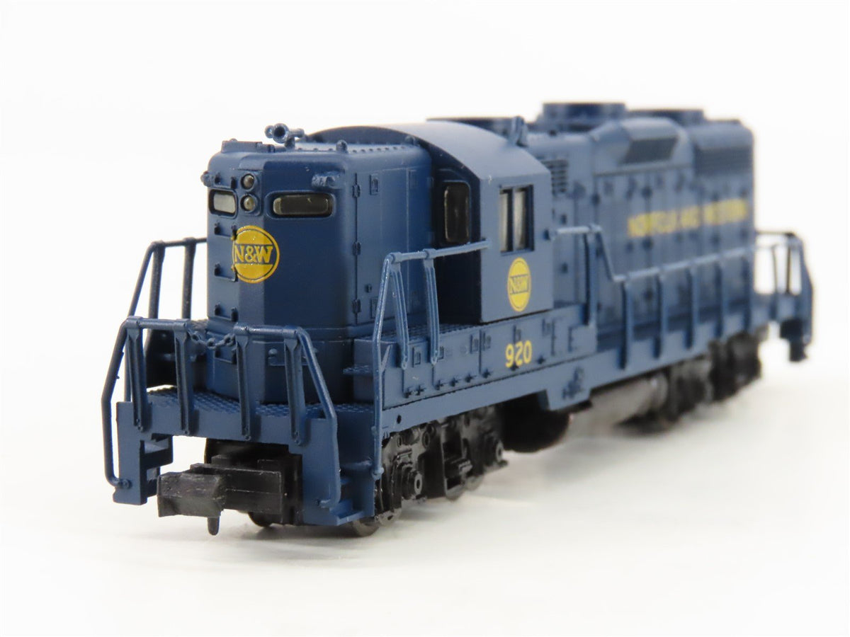 N Scale Life-Like 7114 N&amp;W Norfolk &amp; Western EMD GP18 High Nose Diesel #920