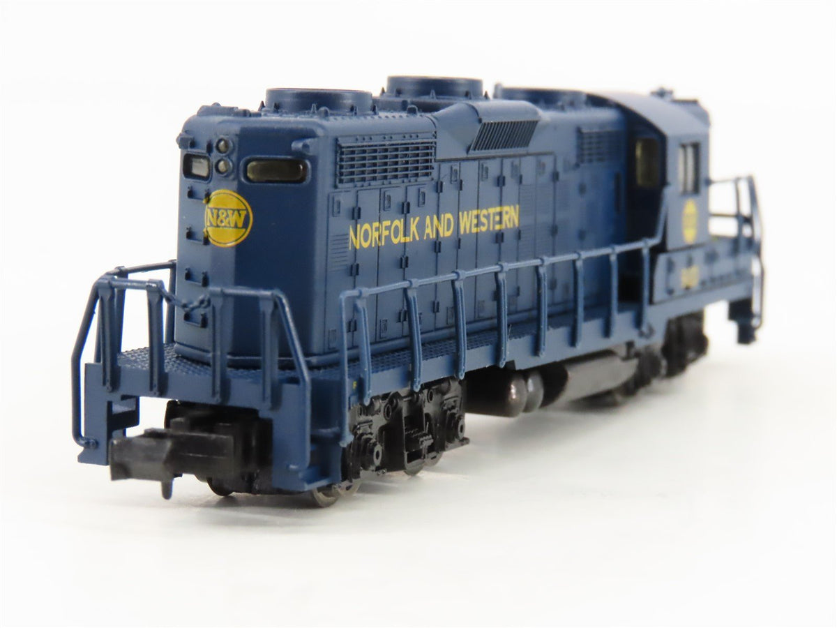 N Scale Life-Like 7114 N&amp;W Norfolk &amp; Western EMD GP18 High Nose Diesel #920