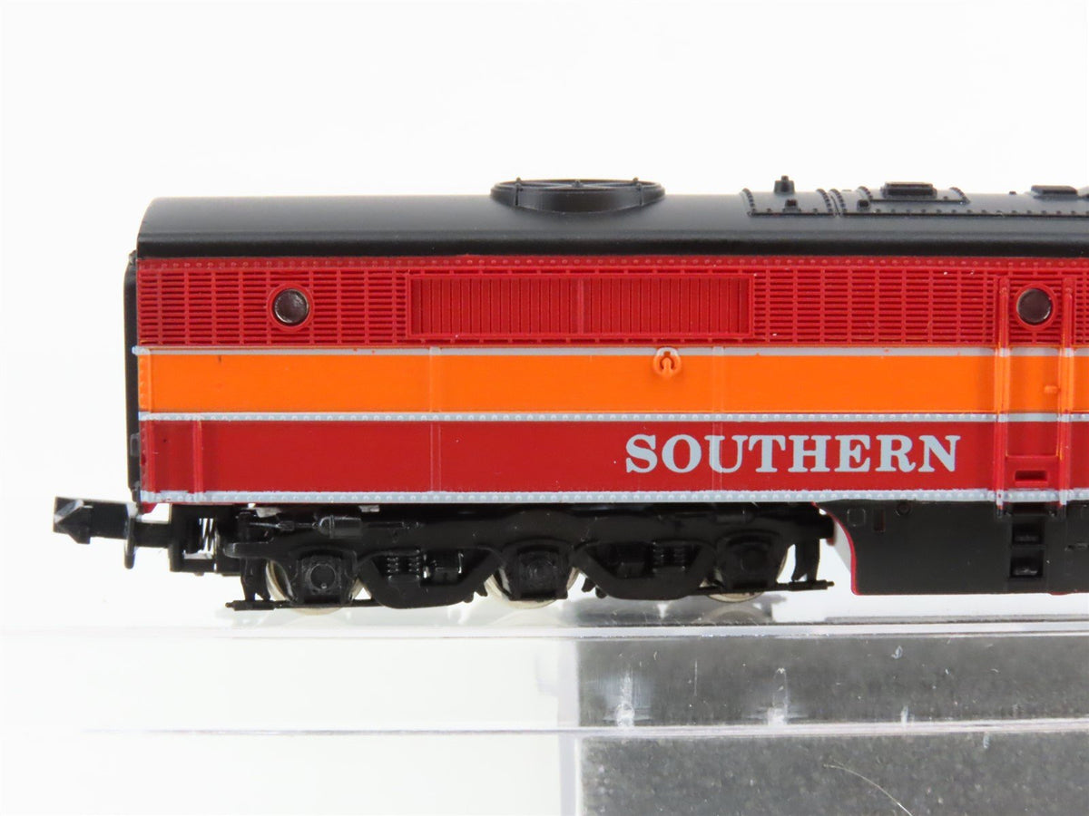 N Scale Con-Cor 001-002045 SP &quot;Daylight&quot; ALCO PB1 Diesel #5918 - Unpowered