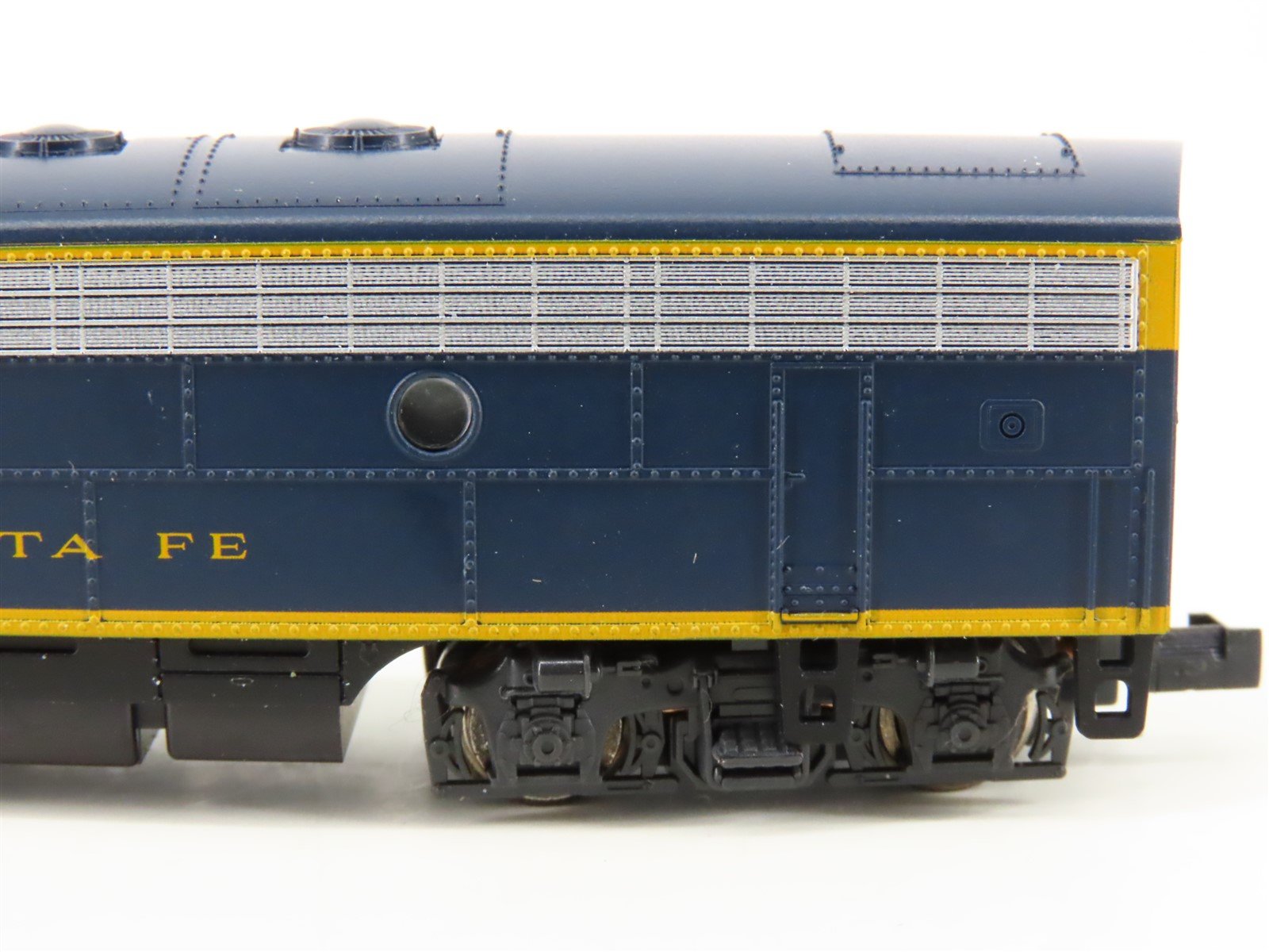 N Scale KATO 106-0402 ATSF Santa Fe EMD F7A/B Diesel Locomotive Set