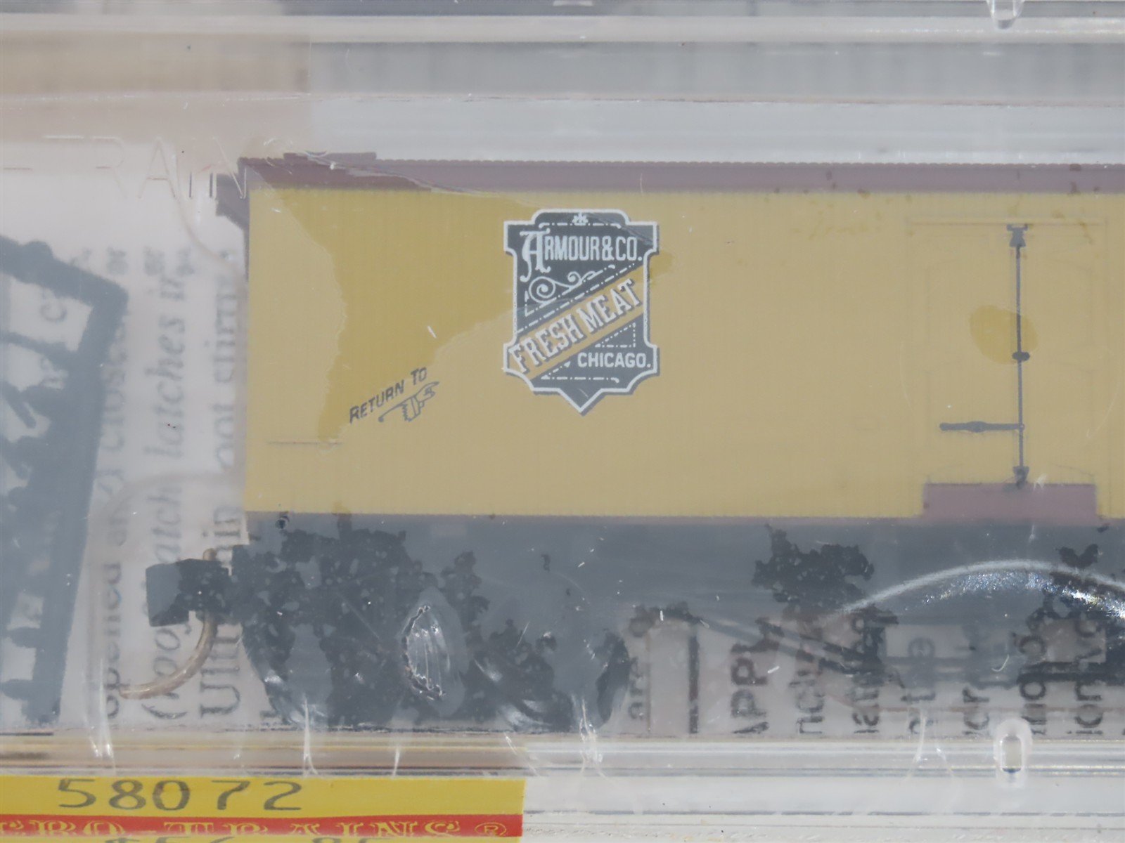 N Scale Micro-Trains MTL 58072 Meat-Packers of Chicago 36' Reefer 3-Pack Sealed