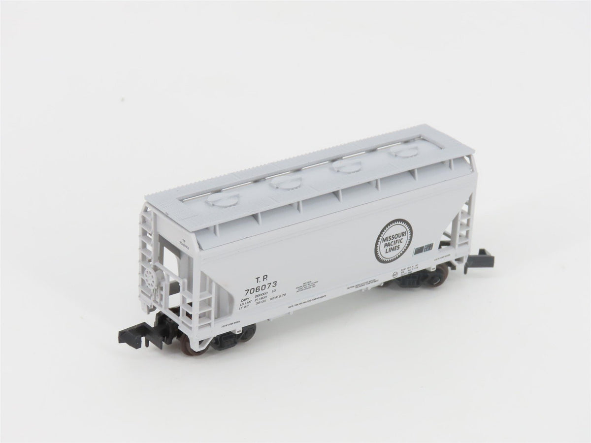 N Scale Atlas 5774 CEI/MP/TP 2-Bay Centerflow Hopper 3-Pack