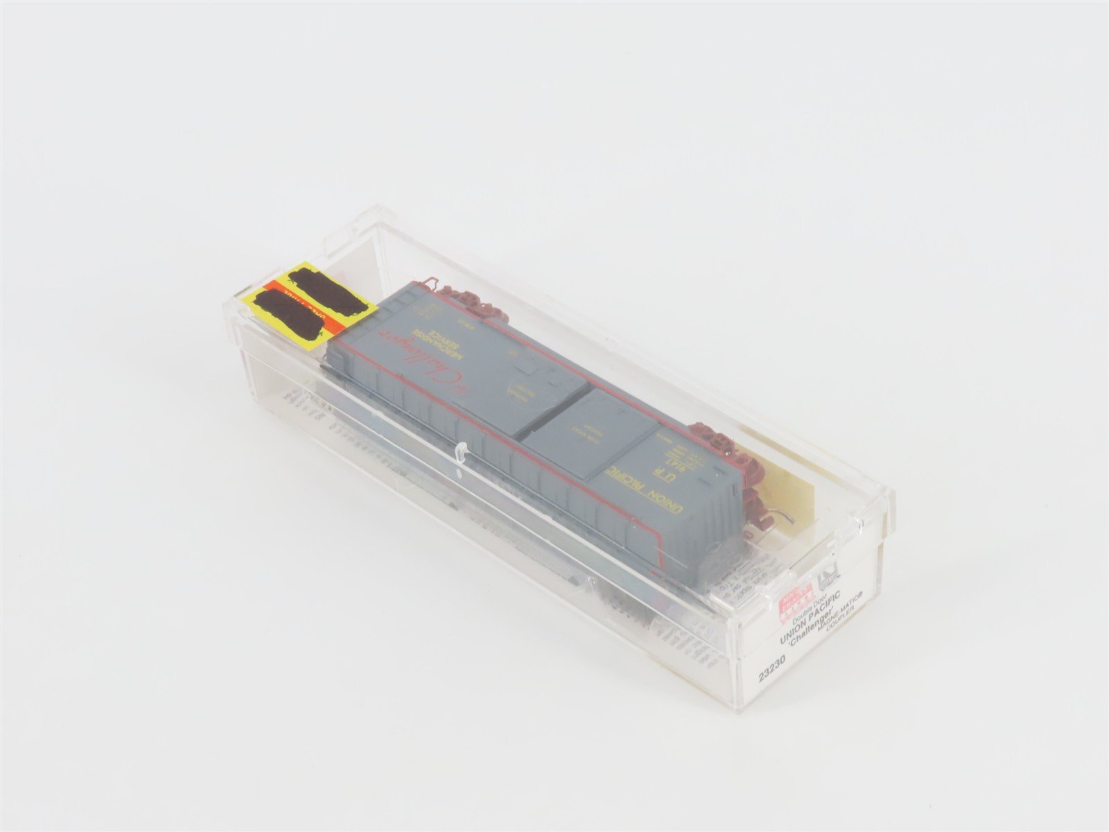 N Scale Micro-Trains MTL 23230 UP Union Pacific Challenger 40' Box Car #9147