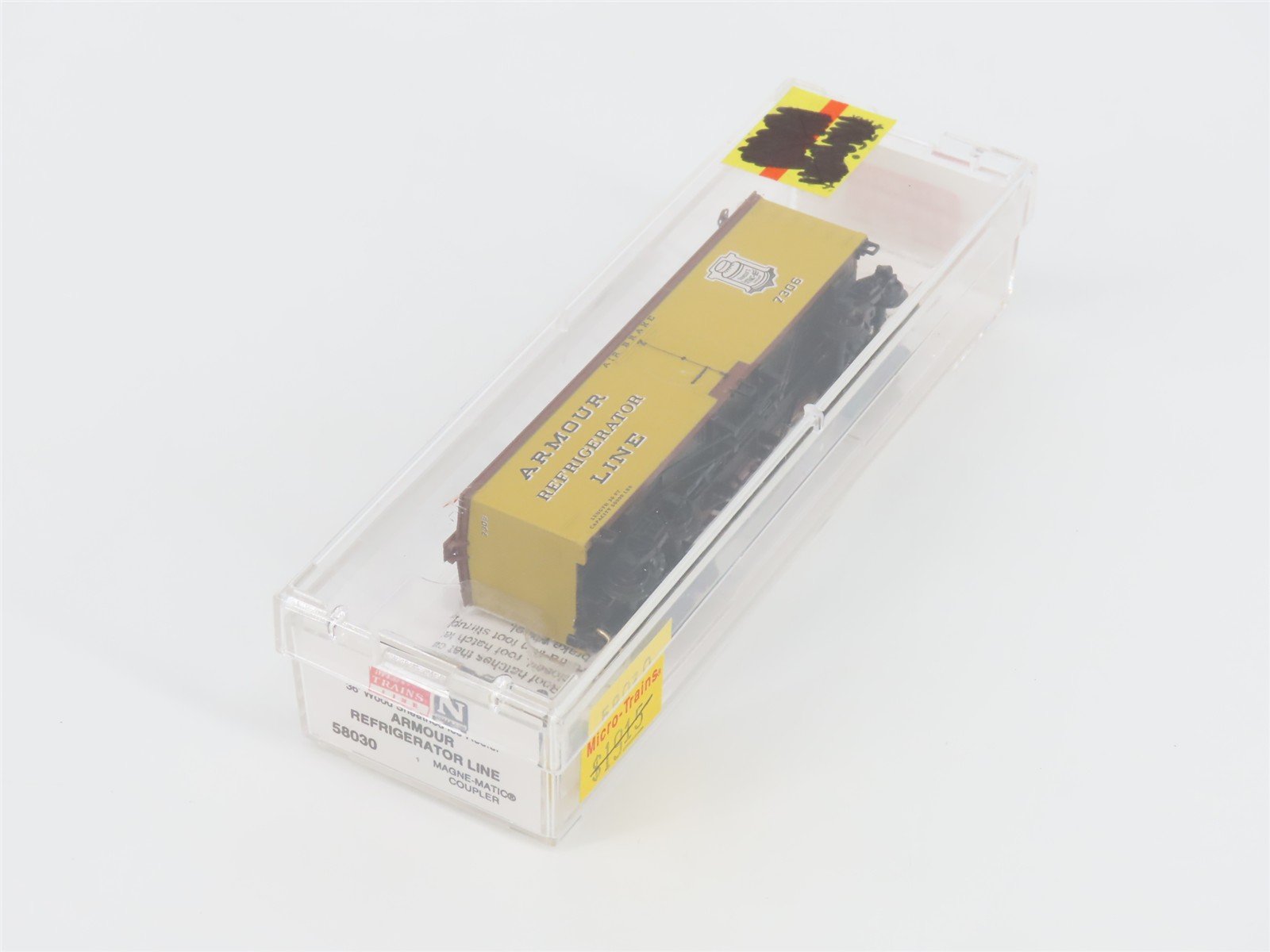 N Scale Micro-Trains MTL 58030 Armour Refrigerator Line 36' Wood Reefer #7306