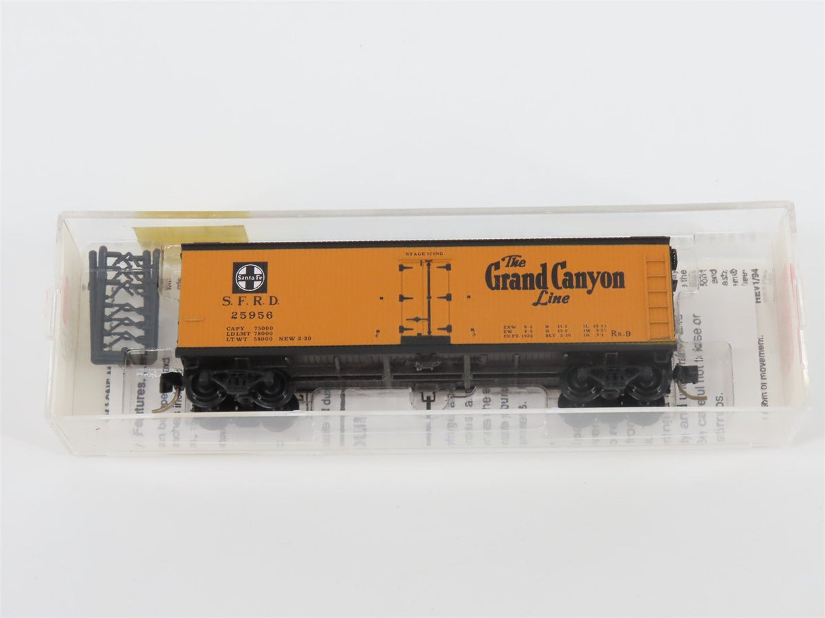 N Scale Micro-Trains MTL 47250 SFRD Santa Fe Grand Canyon Line 40&#39;Reefer #25956