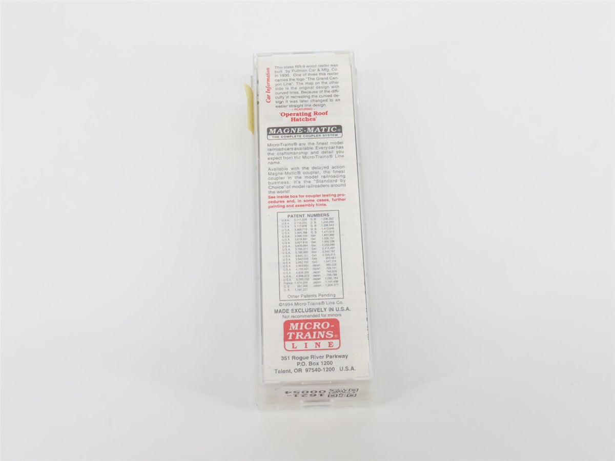 N Scale Micro-Trains MTL 47250 SFRD Santa Fe Grand Canyon Line 40&#39;Reefer #25956