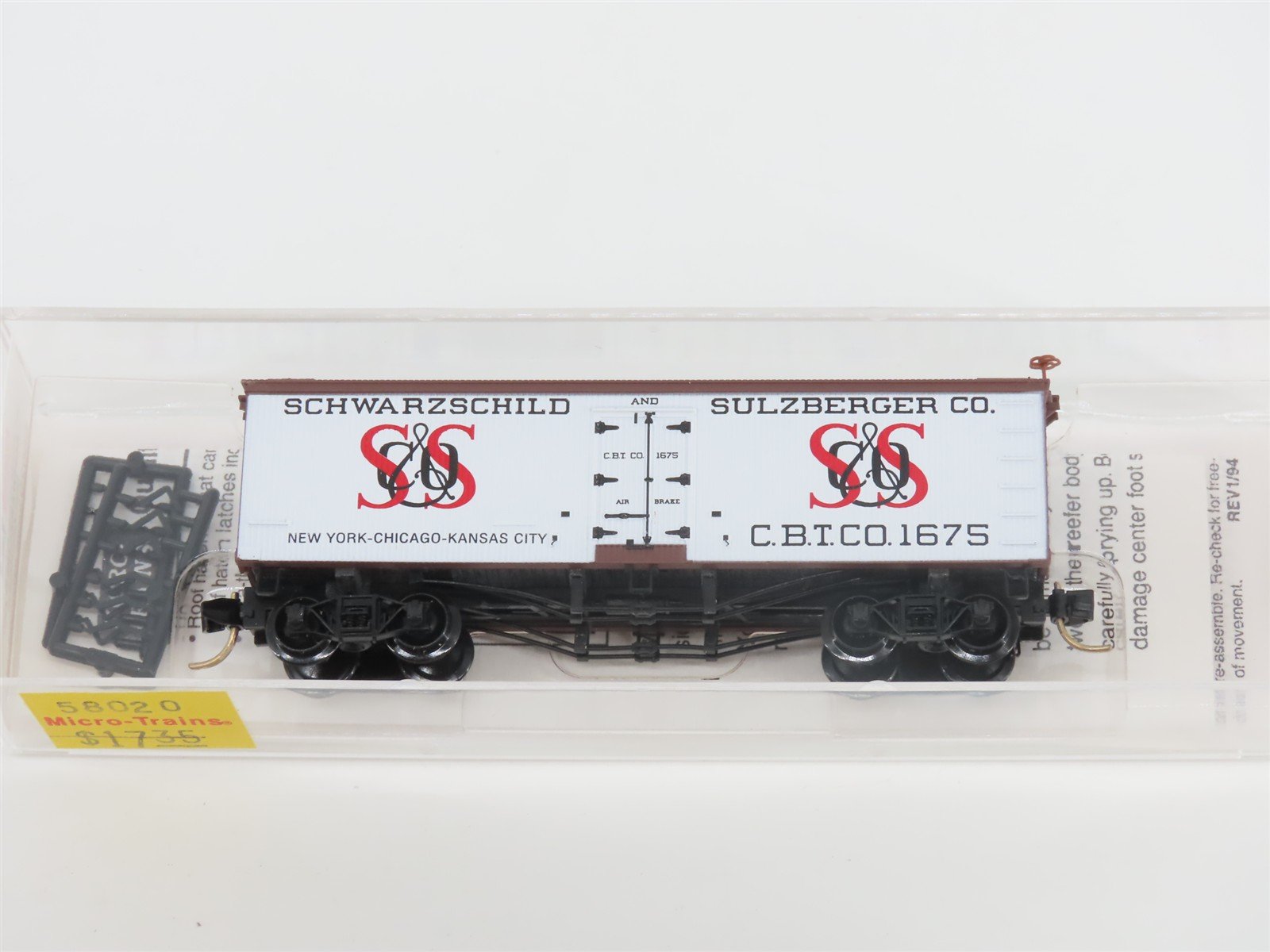 N Scale Micro-Trains MTL 58020 CBTCO Schwarzchild & Sulzberger 36' Reefer #1675