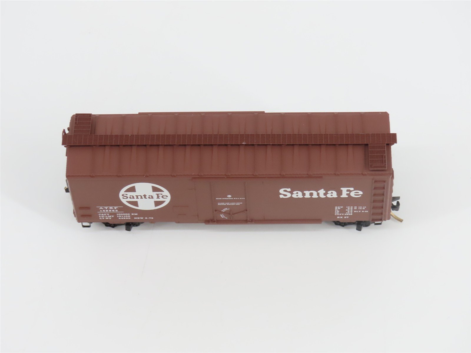N Scale Micro-Trains MTL 21110 ATSF Santa Fe 40' Plug Door Box Car #149953