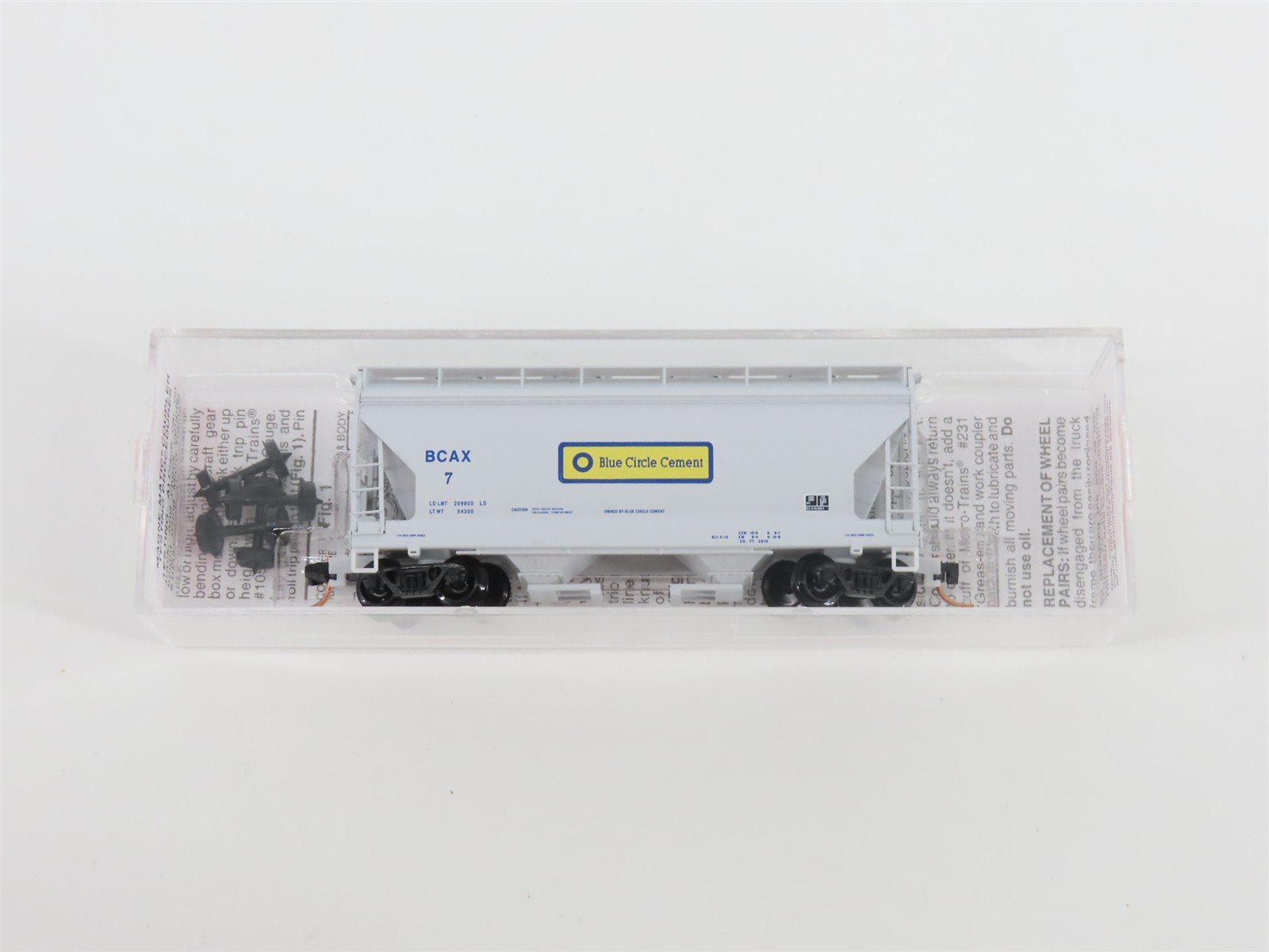 N Scale Micro-Trains MTL 92180 BCAX Blue Circle Cement 2-Bay Covered Hopper #7
