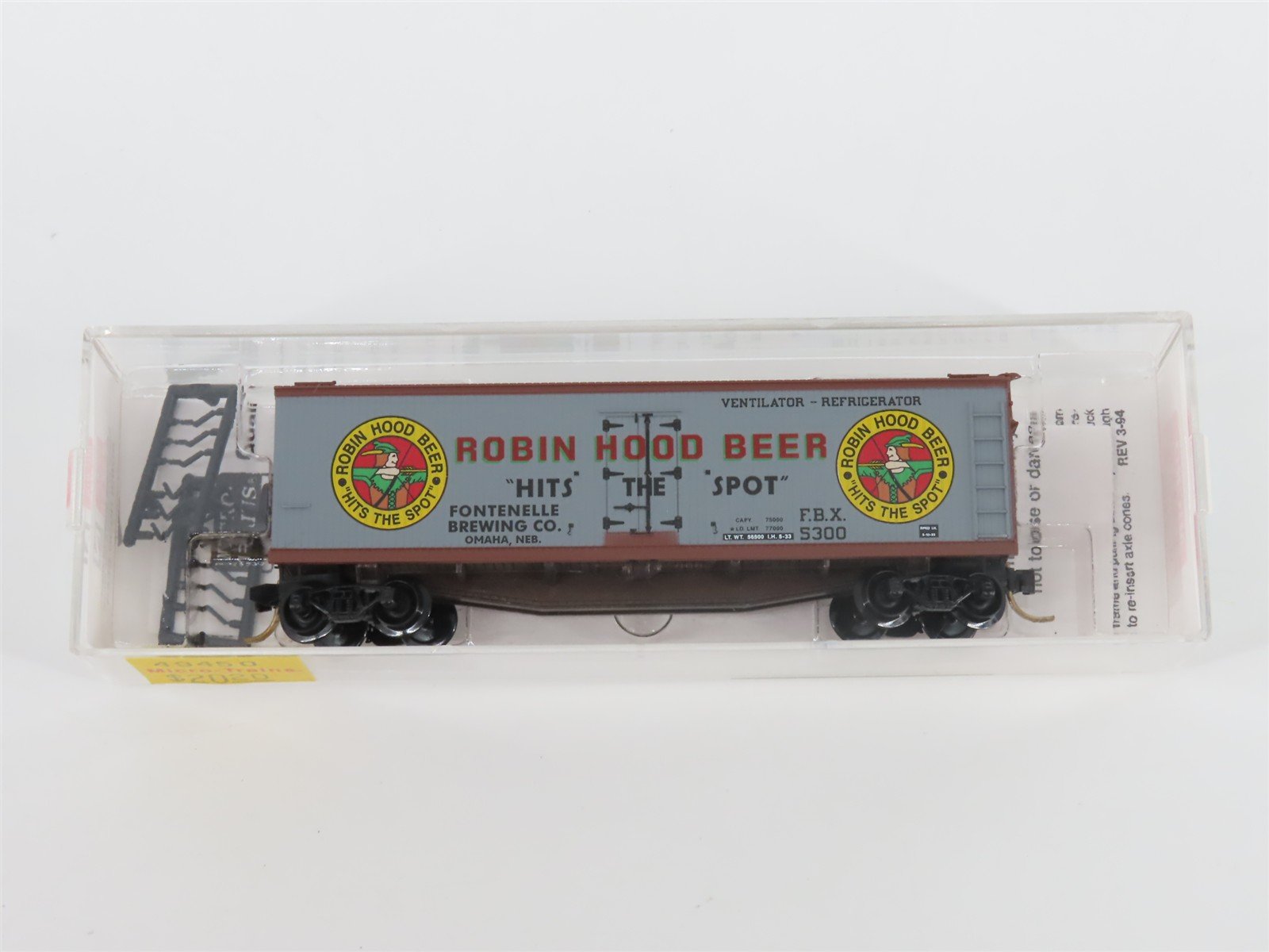 N Scale Micro-Trains MTL 49450 FBX Robin Hood Beer 40' Wood Reefer #5300