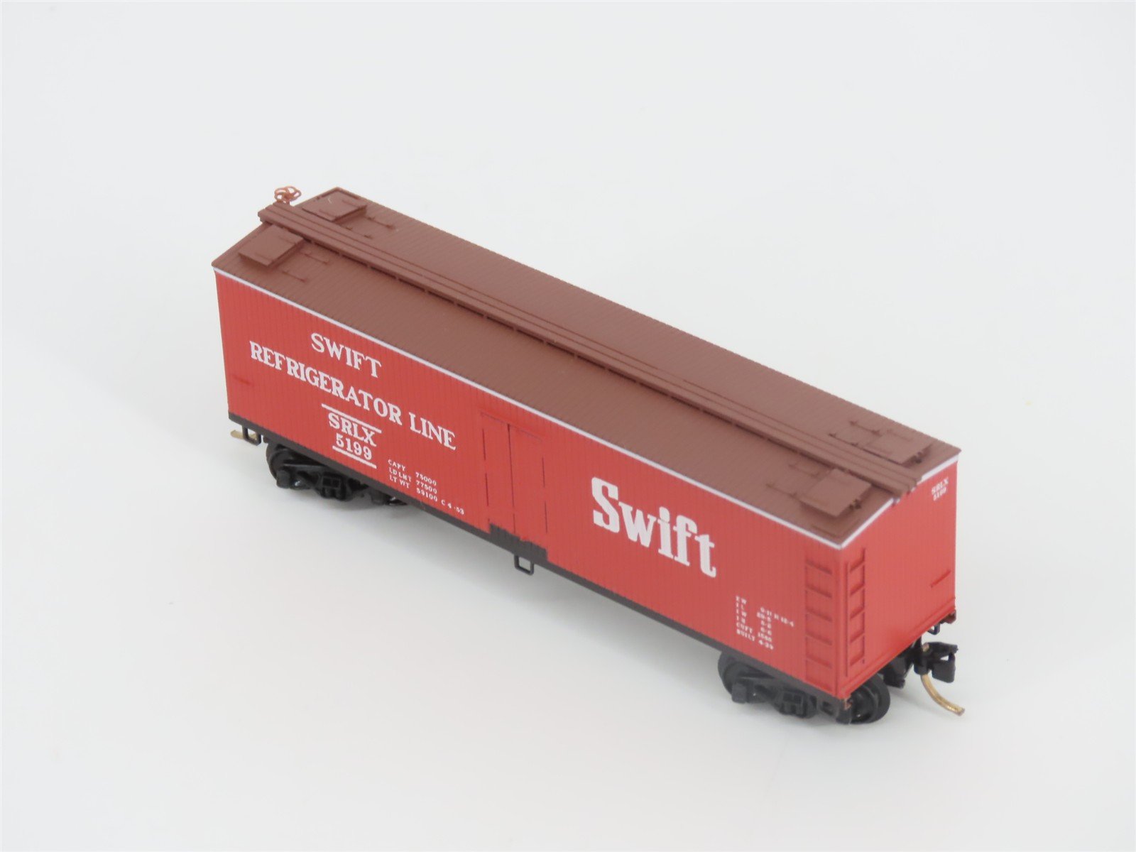 N Scale Micro-Trains MTL 49400 SRLX Swift 40' Wood Reefer #5199