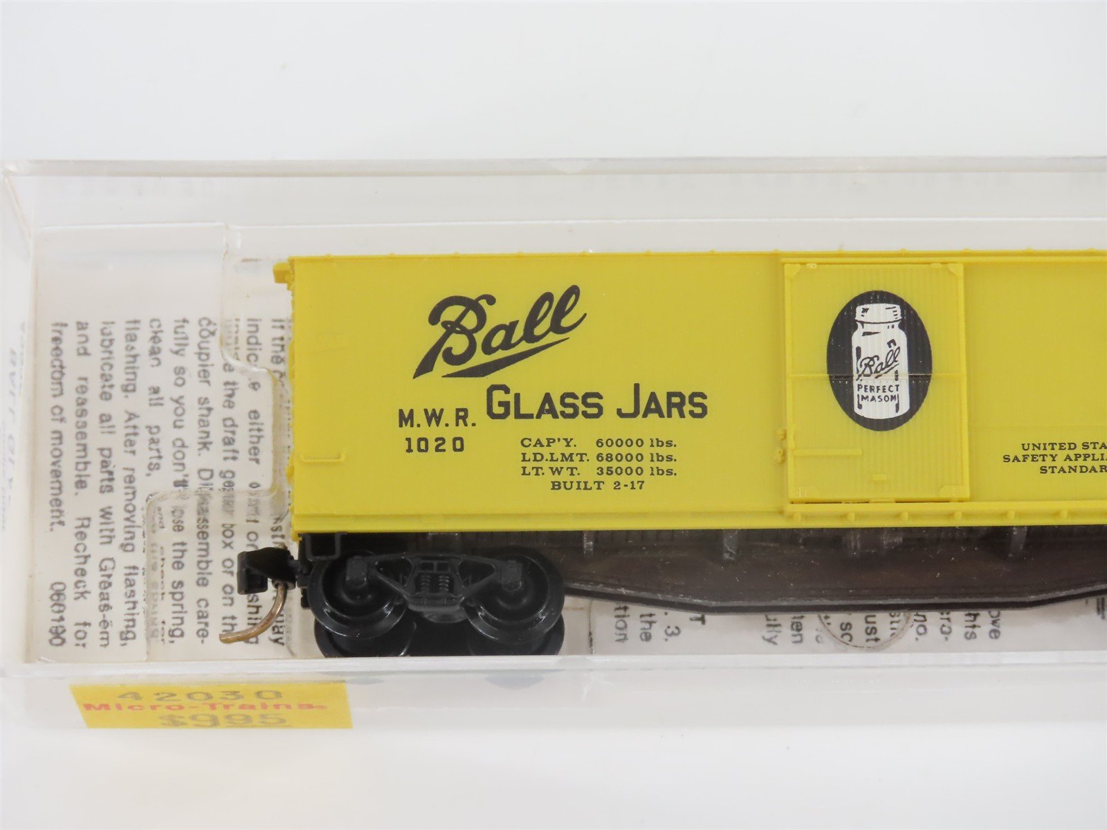 N Scale Micro-Trains MTL 42030 MWR Ball Glass Jars 40' Single Door Box Car #1020