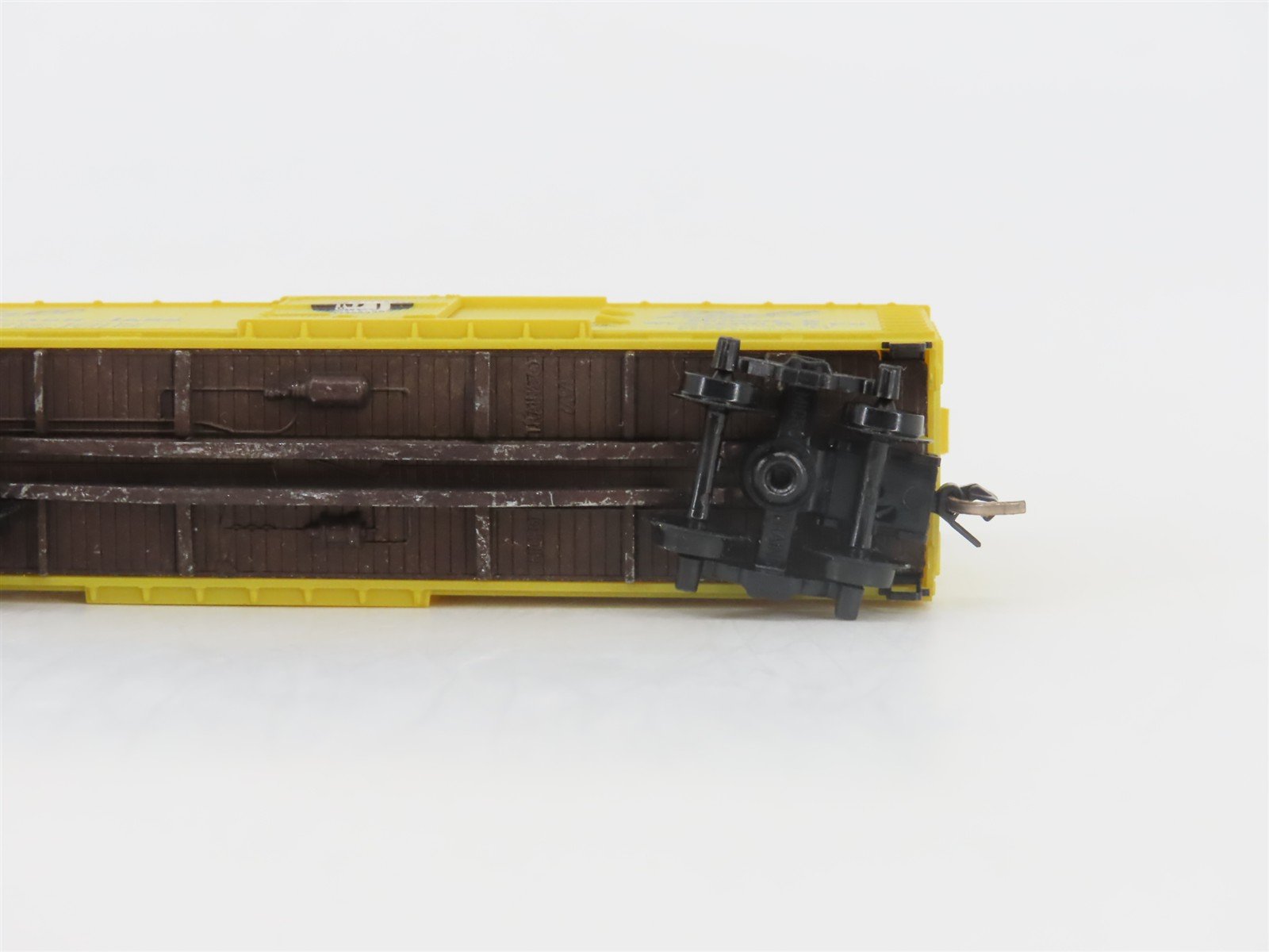 N Scale Micro-Trains MTL 42030 MWR Ball Glass Jars 40' Single Door Box Car #1020