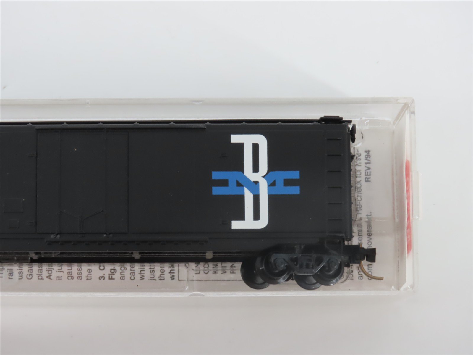 N Scale Micro-Trains MTL 32330 BM Boston & Maine Milk 50' Box Car #1919
