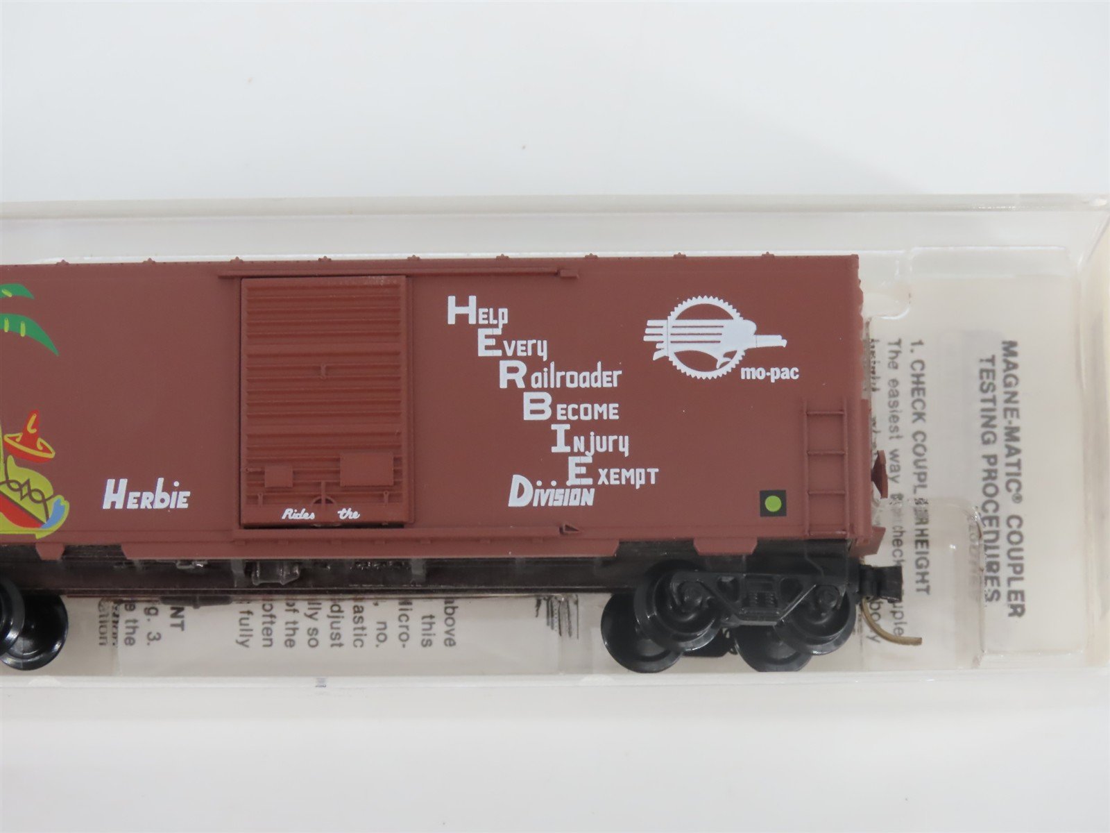N Scale Micro-Trains MTL 24220 MP HERB Missouri Pacific Herbie 40' Box Car #1