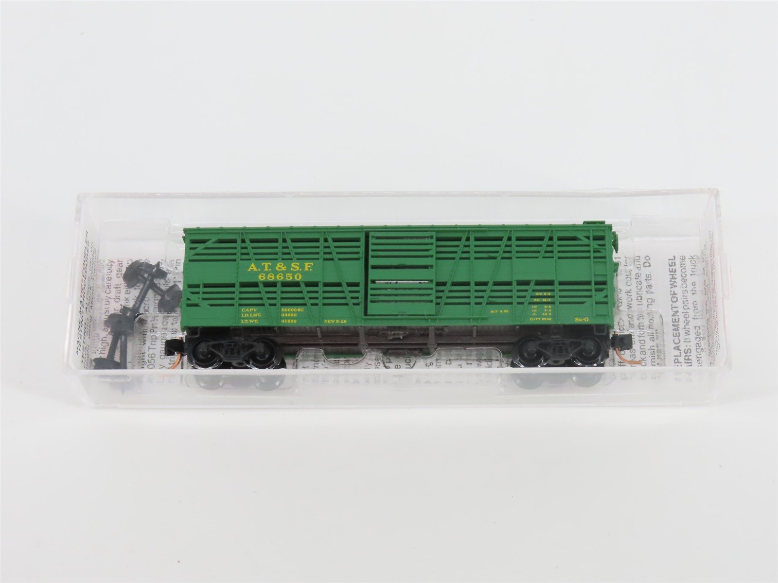N Scale Micro-Trains MTL 35070 ATSF Santa Fe 40' Despatch Stock Car #68650
