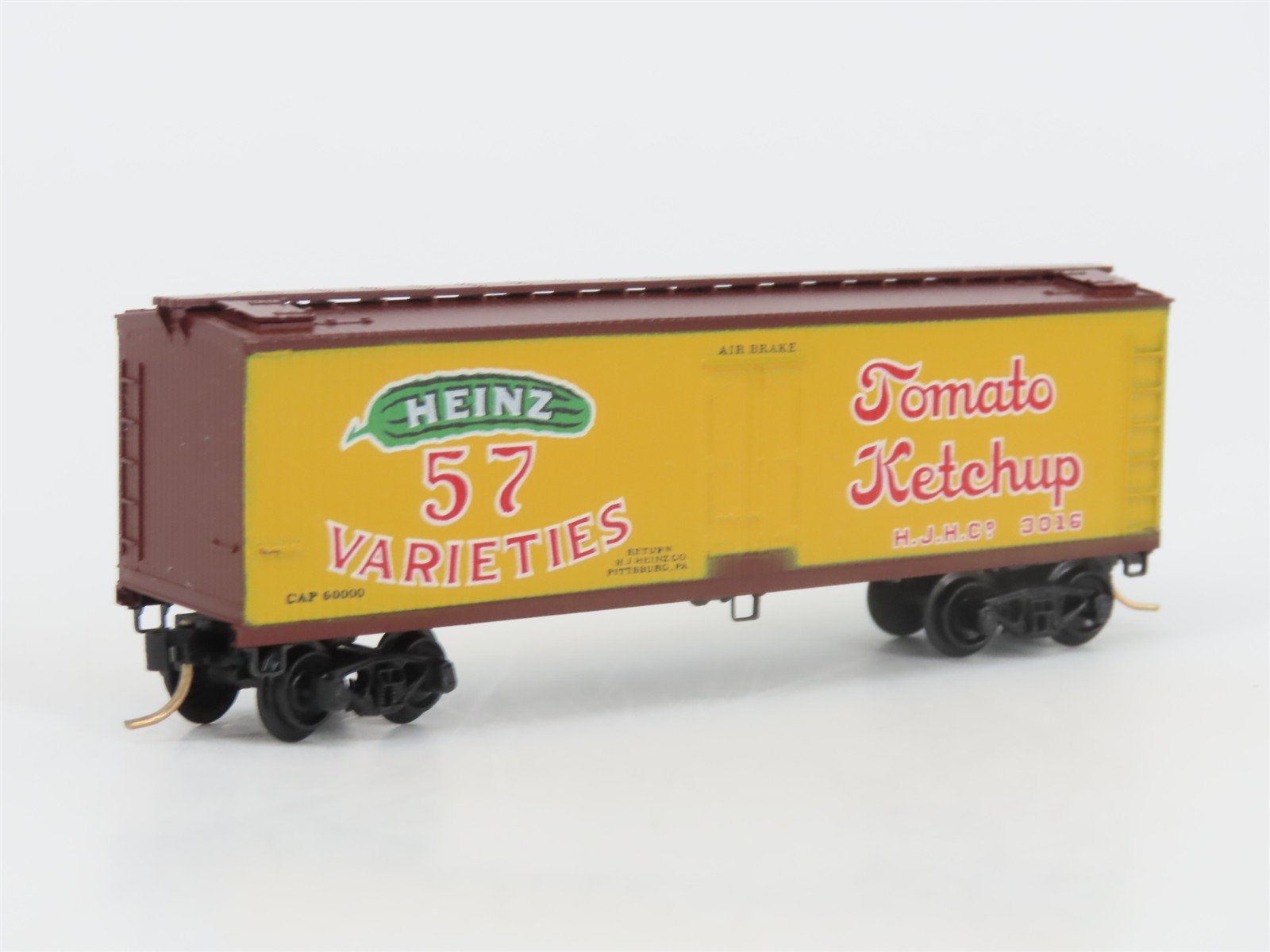 N Scale Kadee Micro-Trains MTL 47020 HJHC Heinz 57 Ketchup 40' Reefer #3016