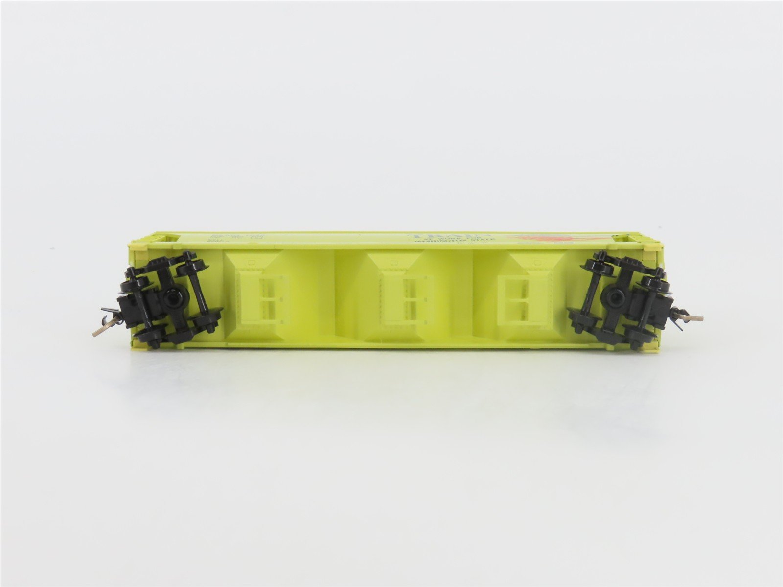 N Scale Micro-Trains MTL 94070 BLMR Grain Train 3-Bay Covered Hopper #1018