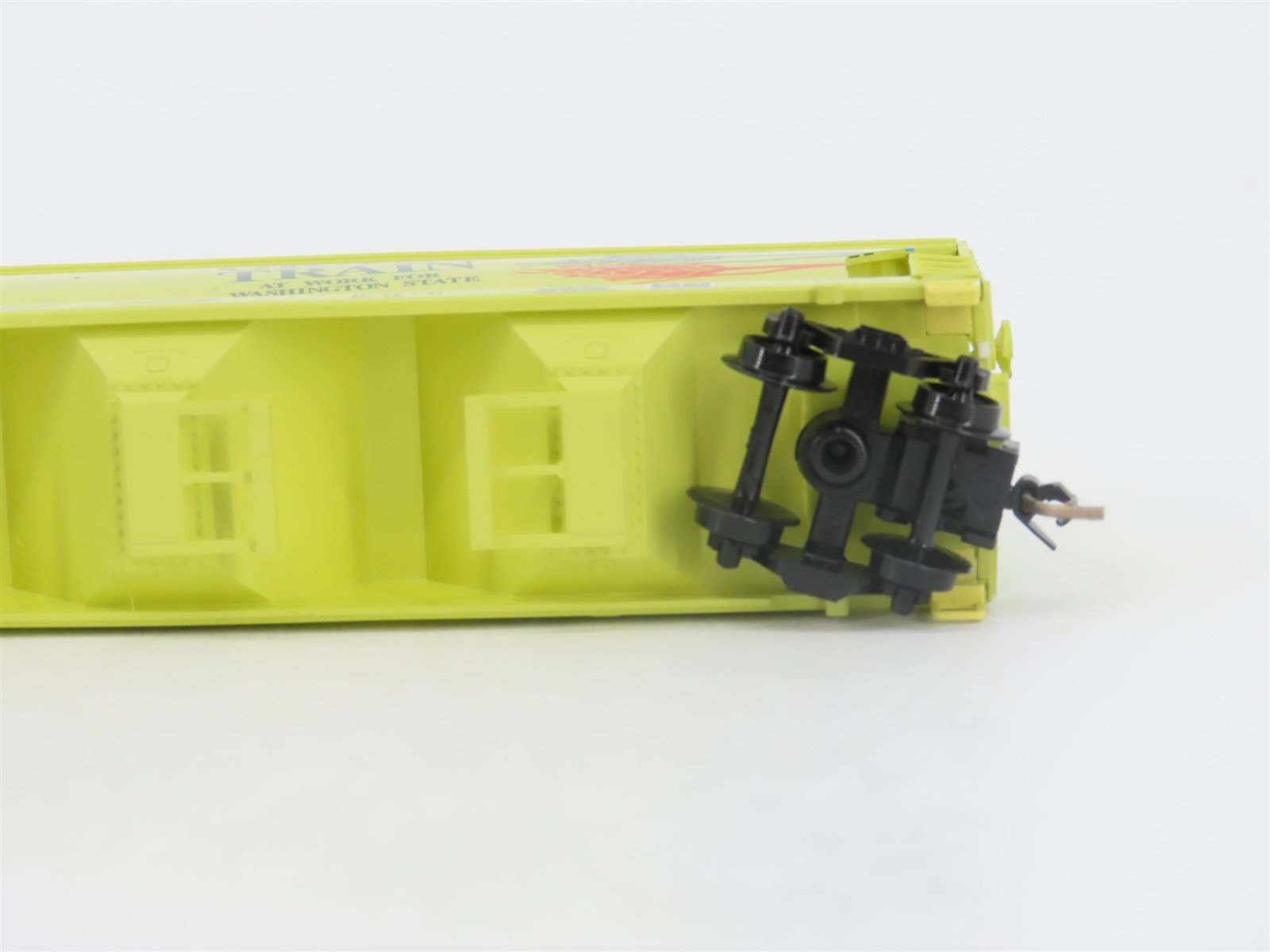 N Scale Micro-Trains MTL 94070 BLMR Grain Train 3-Bay Covered Hopper #1018