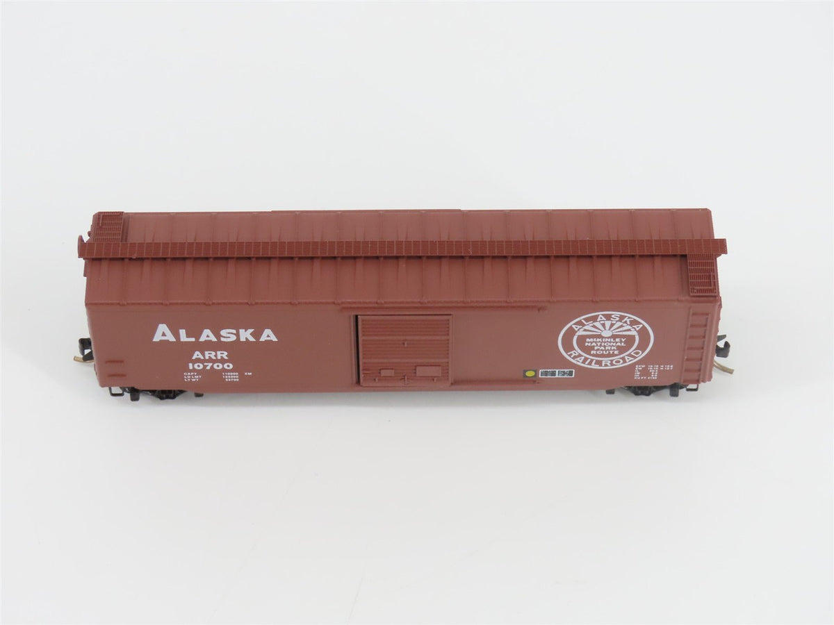 N Scale Micro-Trains MTL 31220 ARR Alaska Railroad 50&#39; Box Car #10700
