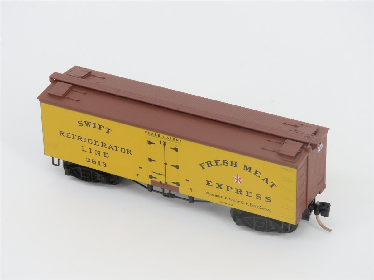 N Scale Micro-Trains MTL 58010 SRL Swift 36&#39; Wood Sheathed Ice Reefer #2813