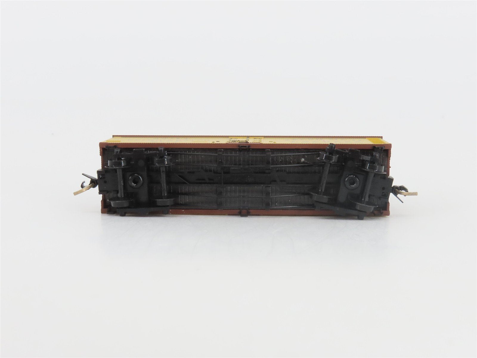 N Scale Micro-Trains MTL 58010 SRL Swift 36' Wood Sheathed Ice Reefer #2813