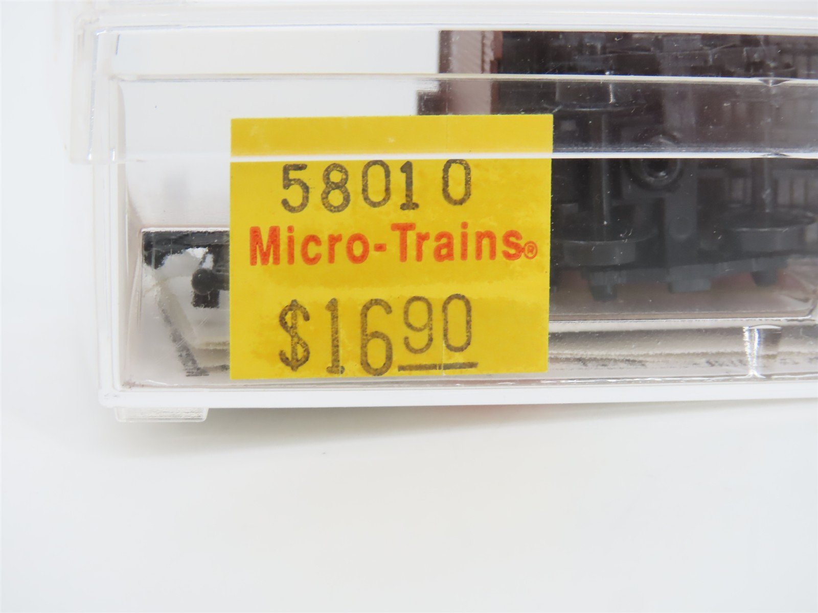 N Scale Micro-Trains MTL 58010 SRL Swift 36' Wood Sheathed Ice Reefer #2813
